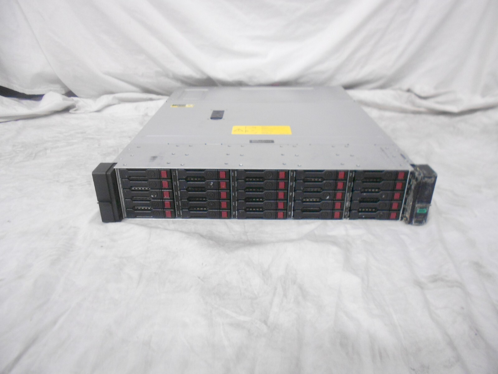 HP D3710 25x 1.6TB SSD 12G SAS Hard Drive Server Storage Expansion Array JBOD