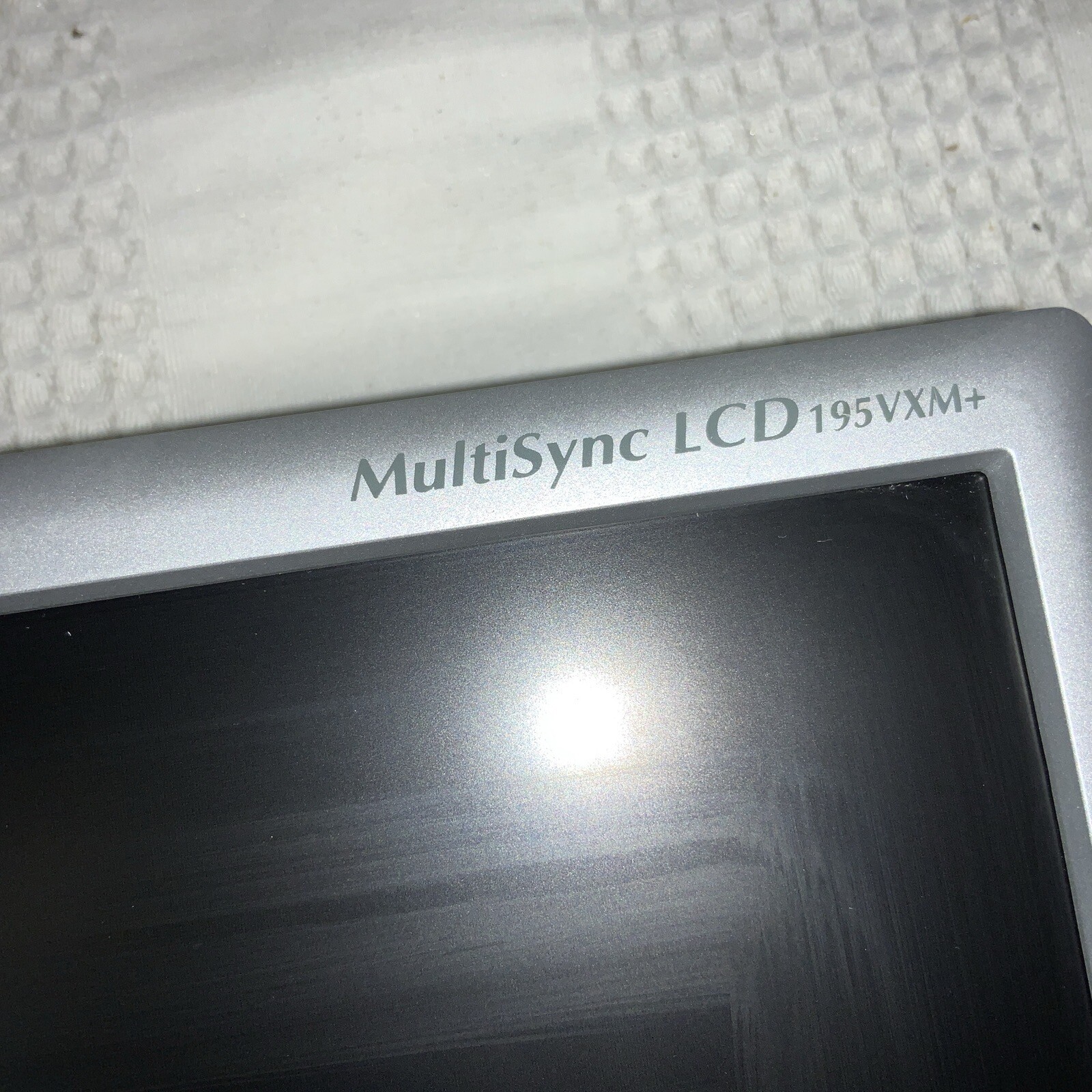 NEC LCD Monitor Multi sync lCD193vxm+ 195vxm+.
