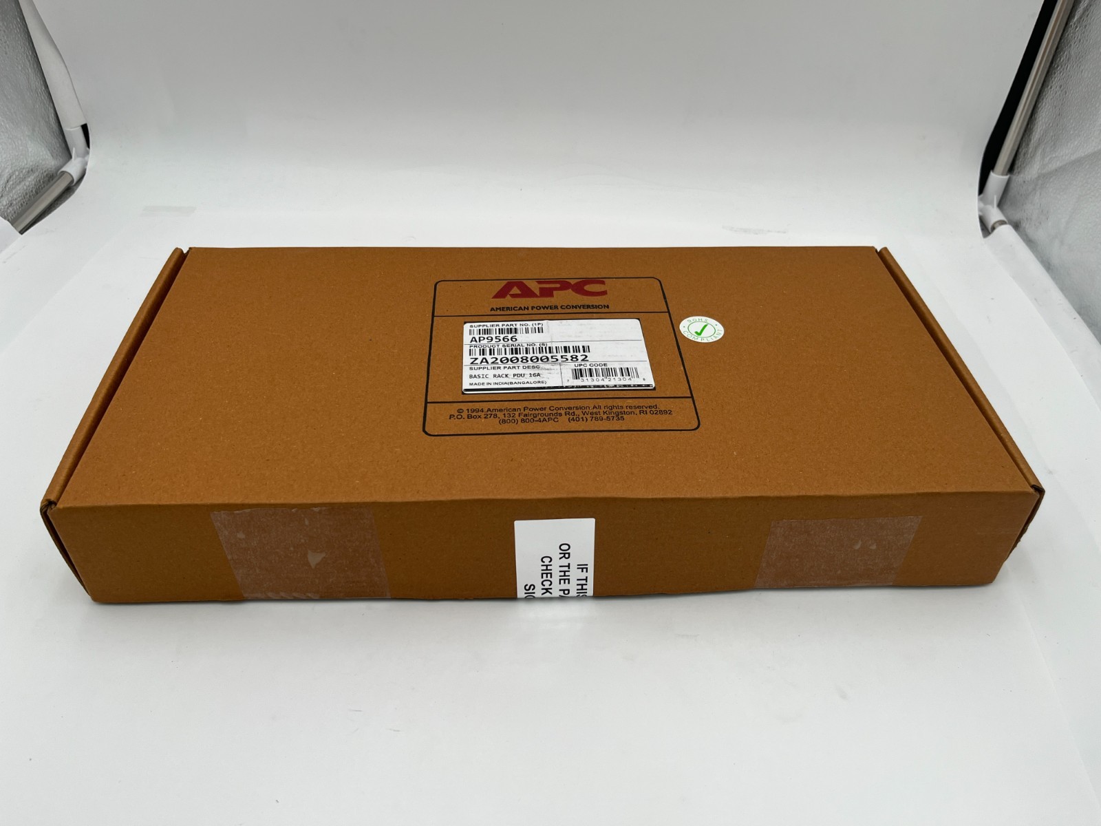 New APC NetShelter Basic Rack PDU, 1U, 16A, 208V, L6-20P,  (12) C13 AP9566