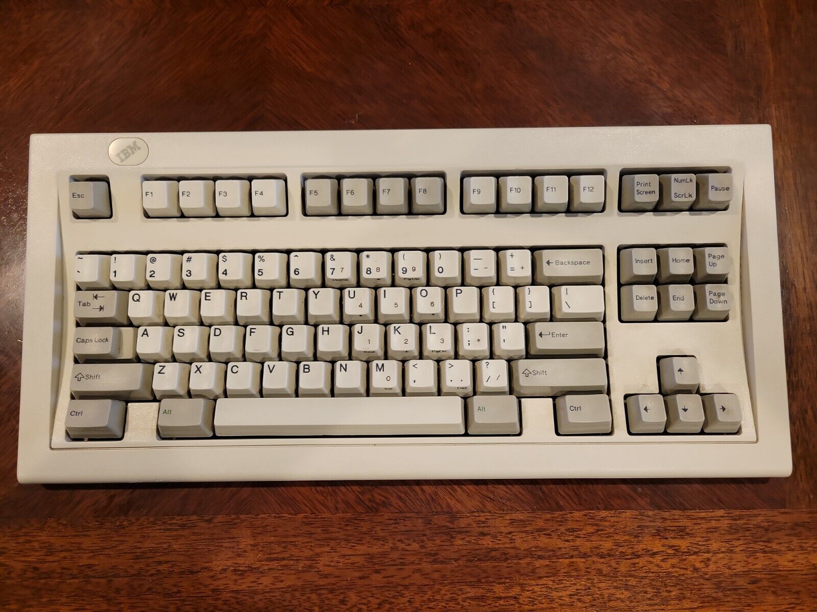 Vintage IBM M 1391472 SSK Space Saver / Compact PS/2 Keyboard NOV 17, 1987