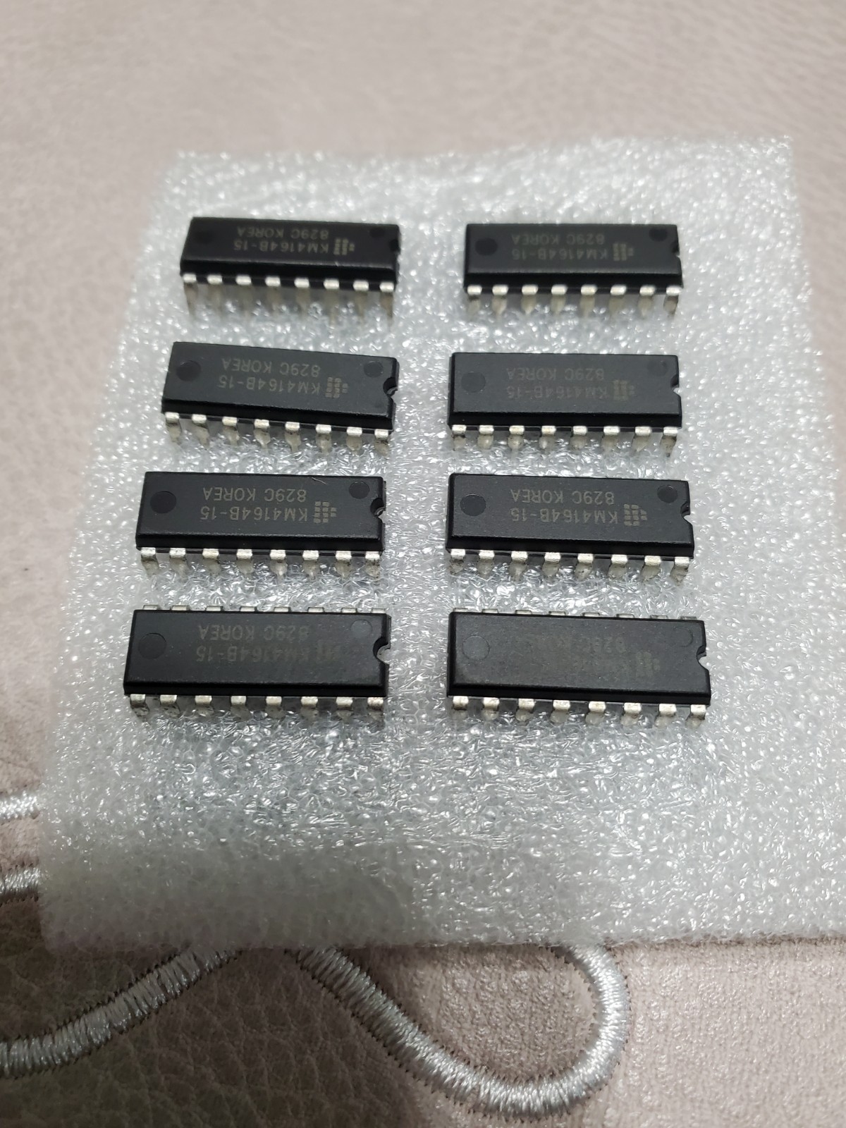 Commodore 64/64c/128/128D Ram Replacement 4164 16Pin DIP w/Sockets TESTED