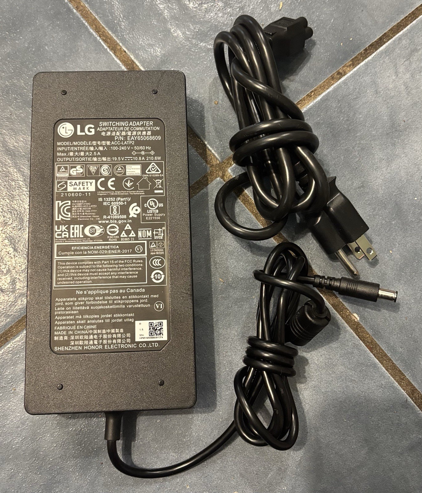 Genuine LG ACC-LATP2 Monitor AC Adapter 19.5V 10.8A 210.6W EAY65068609