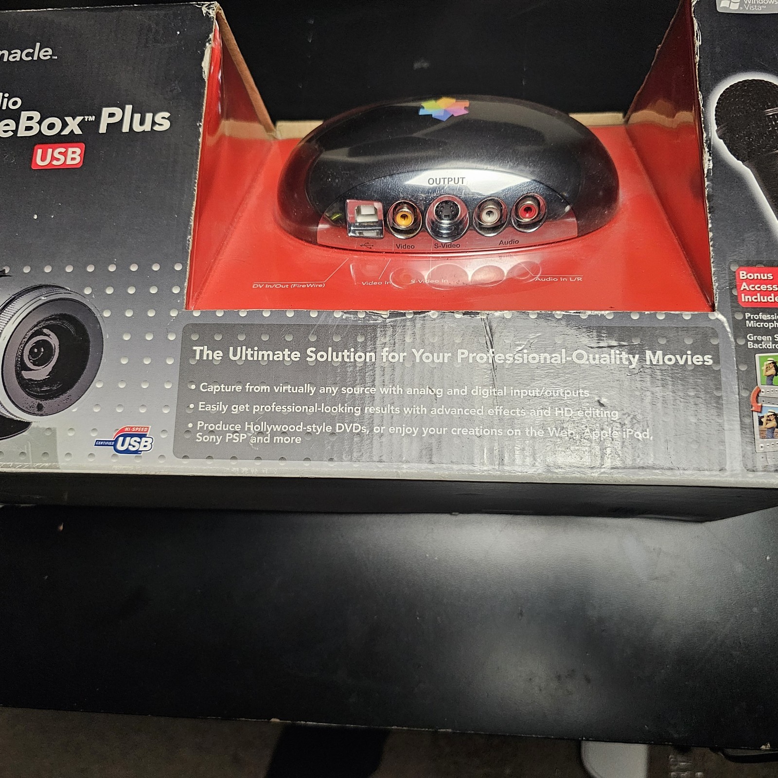 Pinnacle Studio Moviebox Plus USB2 Capture w/Mic and Greenscreen **Old Box**