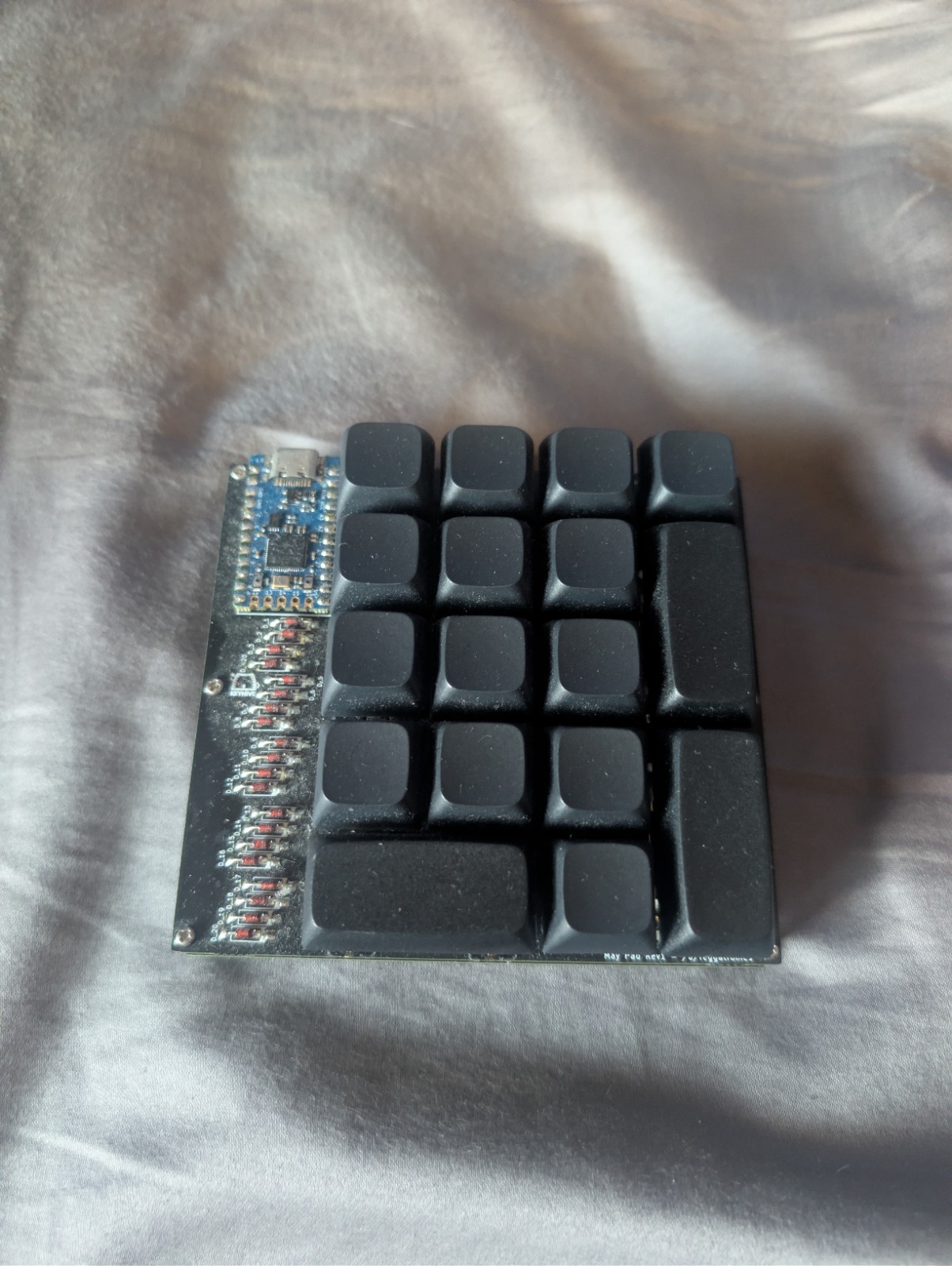 Maypad Macro Pad With Gathering Yellow Switches