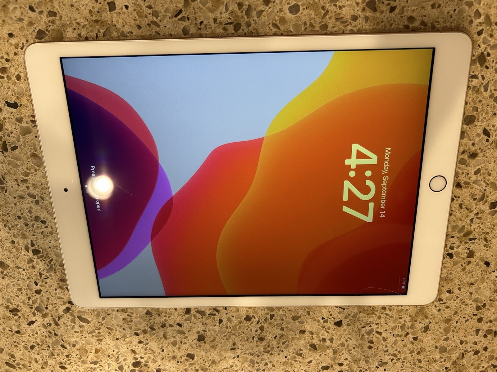 Apple iPad Series Tablet - Gold Color