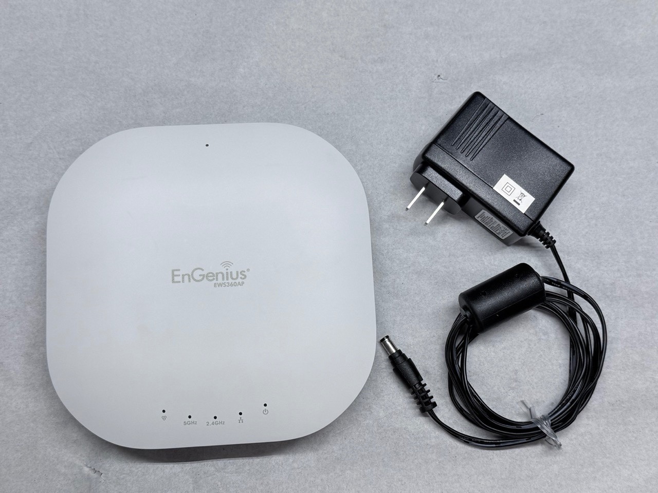 EnGenius EWS360AP 1300Mbps Wireless Access Point  WAP with power adapter