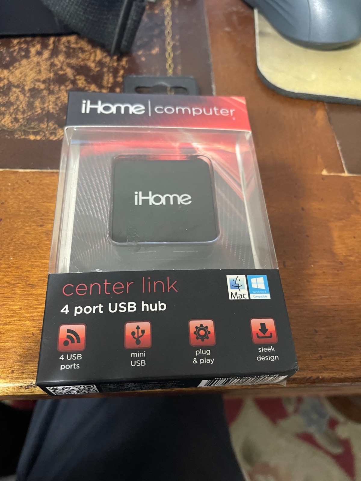 iHome Computer Center Link 4 USB Port Hub. Original Packaging new and sealed
