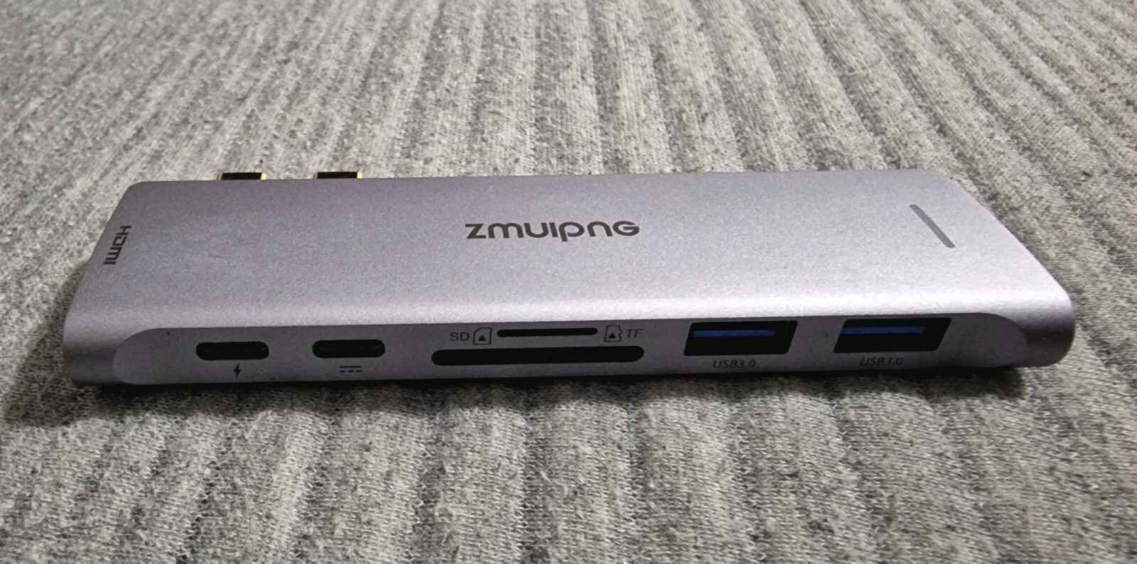 Zmuipng Multi Function USB-C (TB3) HUB DongleModel No: ZM1818 