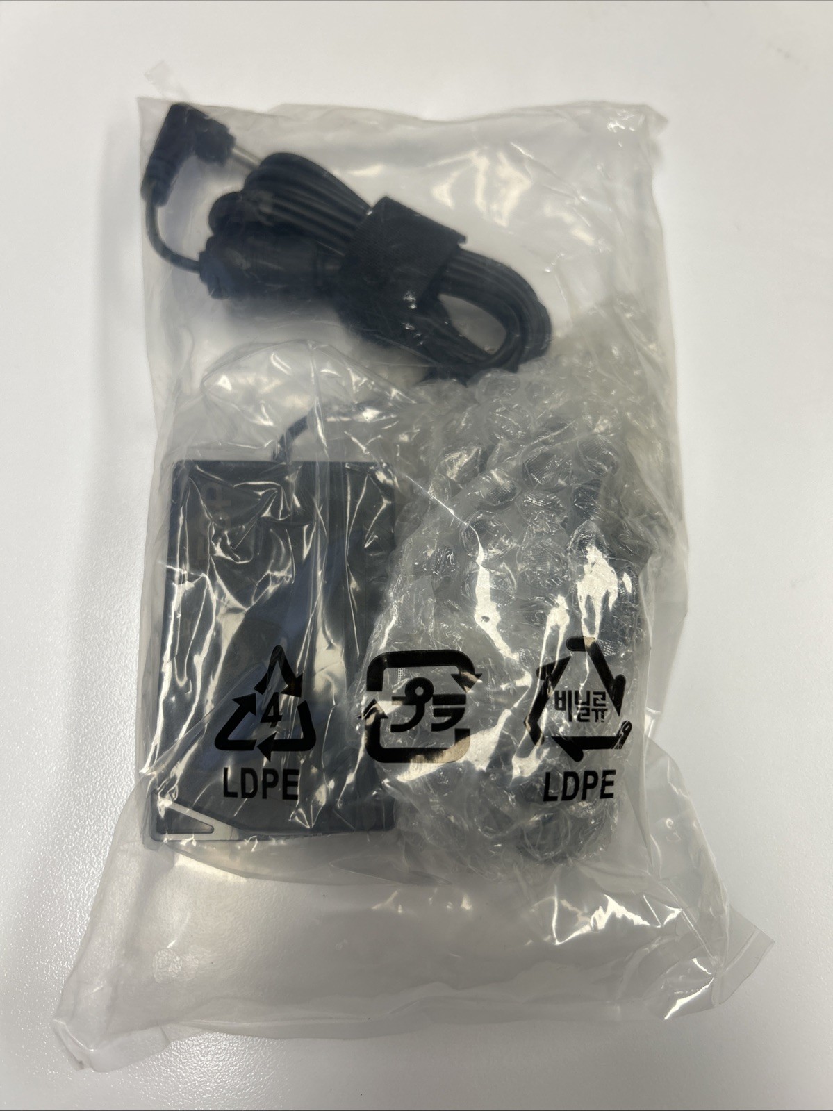 NEW 65W | OEM Intel NUC FSP065-10AABA 19V 3.43A AC Power Adapter w/ All Plugs