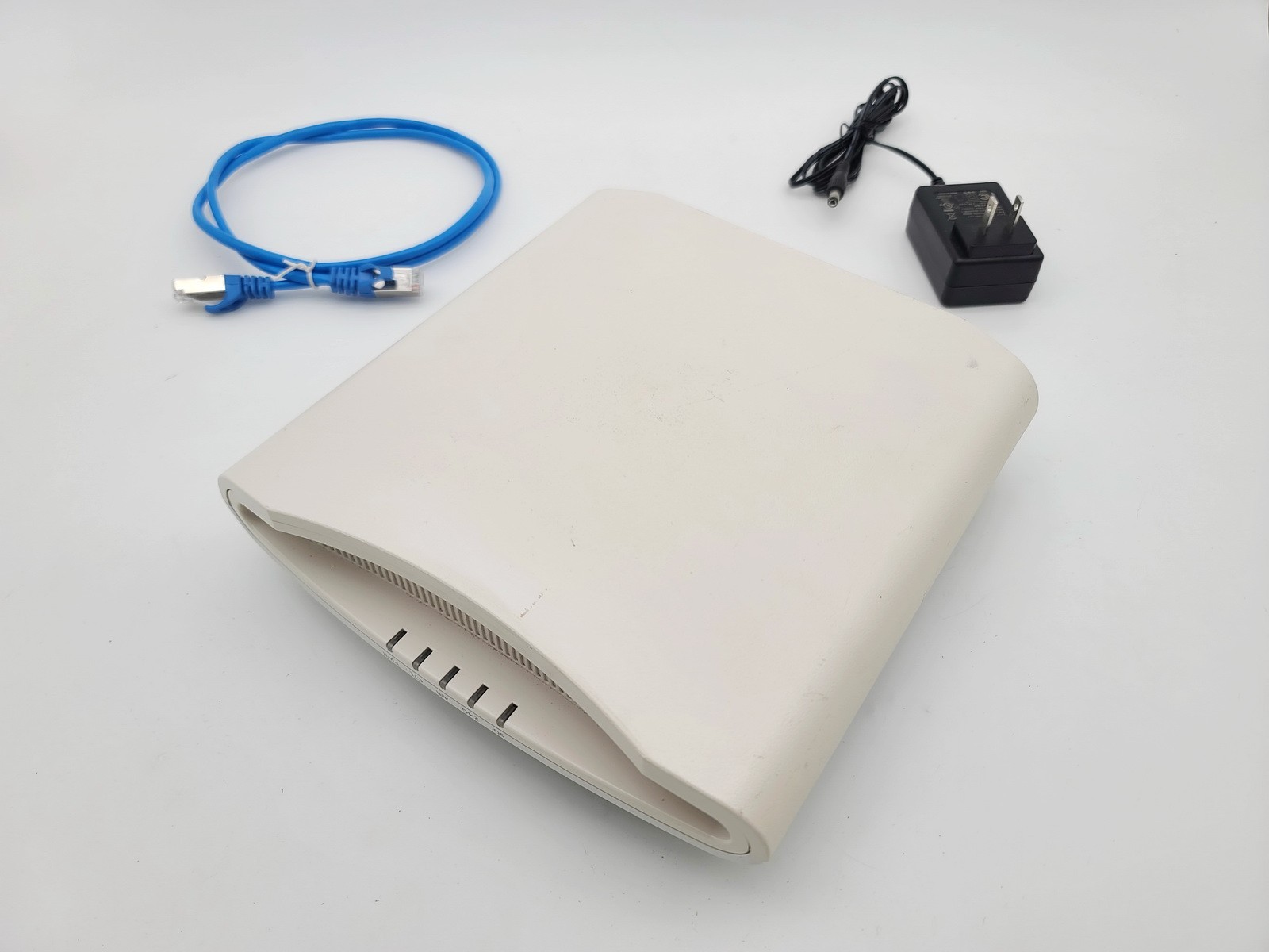 RUCKUS ZONEFLEX R710 901-R710-US00 802.11AC WAVE 2 WIRELESS ACCESS POINT POE