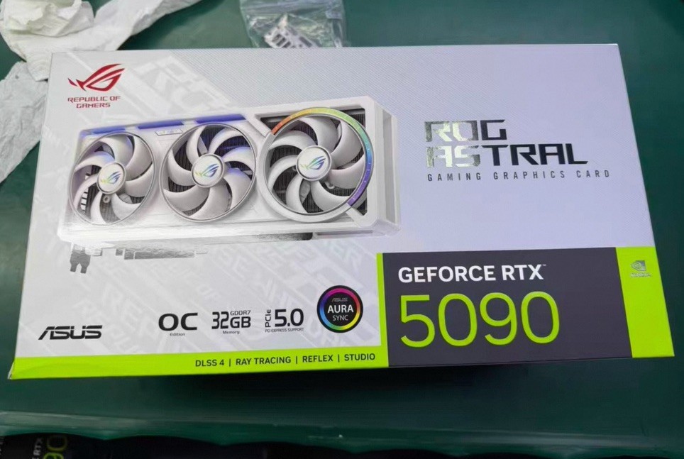 (For Parts) Asus Astral RTX 5090 White No Core And VRAM With Box (US Stock)