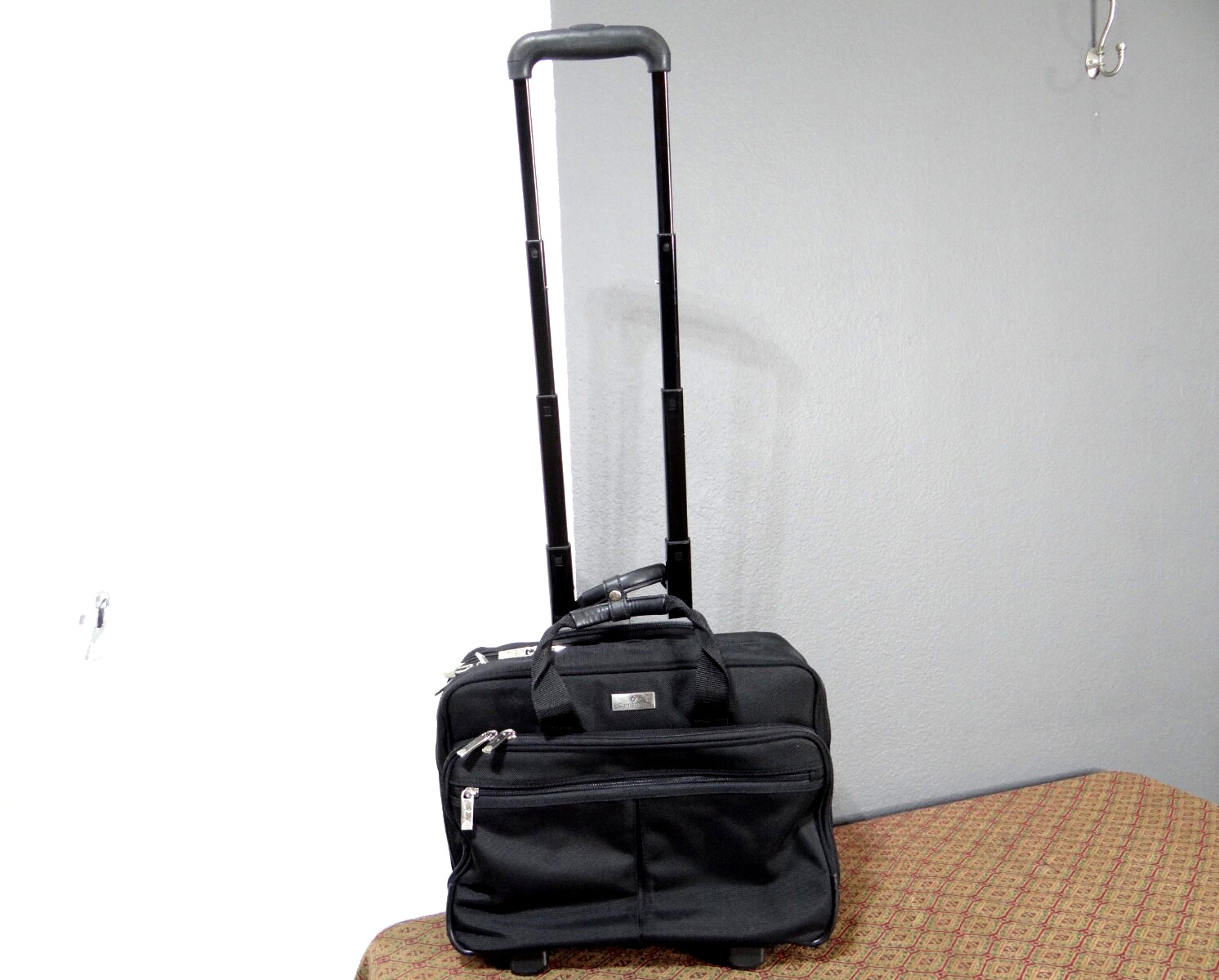 SAMSONITE Wheeled Business Case, Laptop, Black Carry-On Style # 930025
