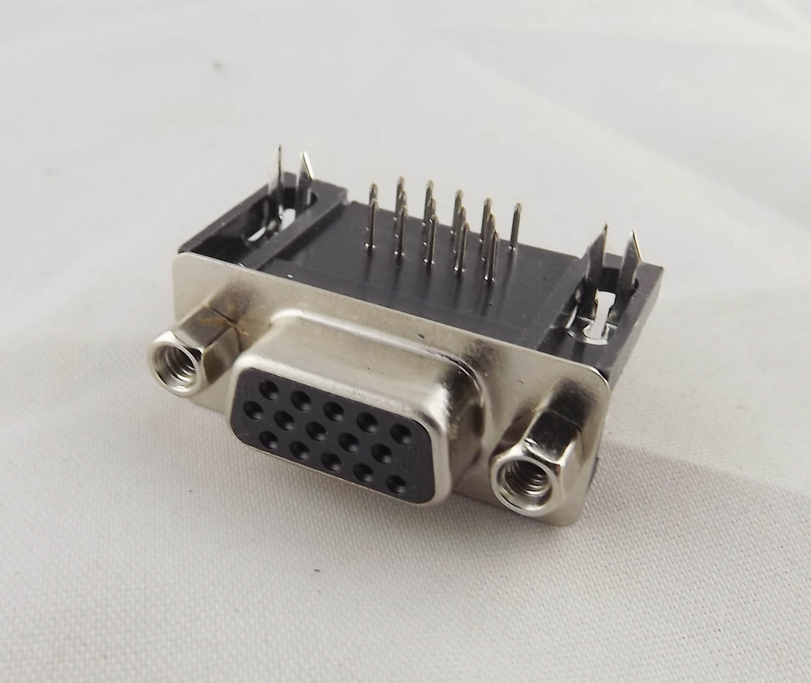 10x D-SUB VGA DB15 15 Pin 3 Rows Female Right Angle PCB Solder Connector Adapter