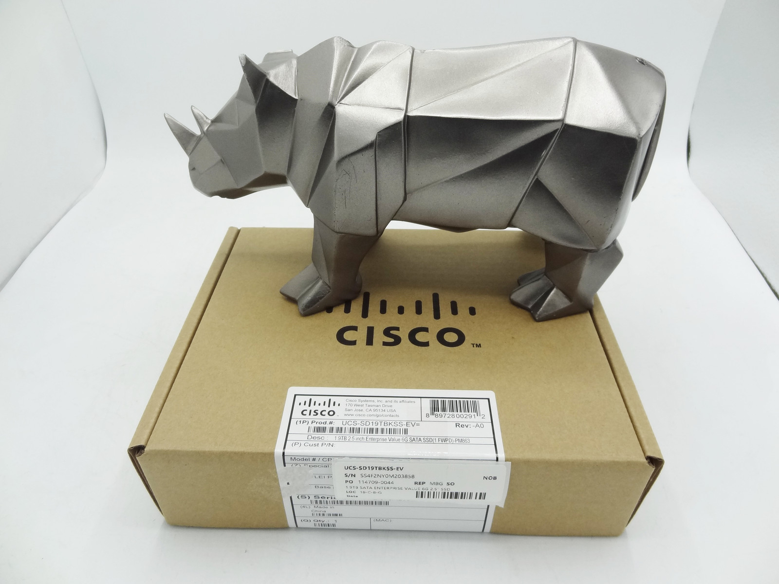 Cisco UCS-SD19TBKSS-EV 1.9TB 2.5in 6G SATA SSD