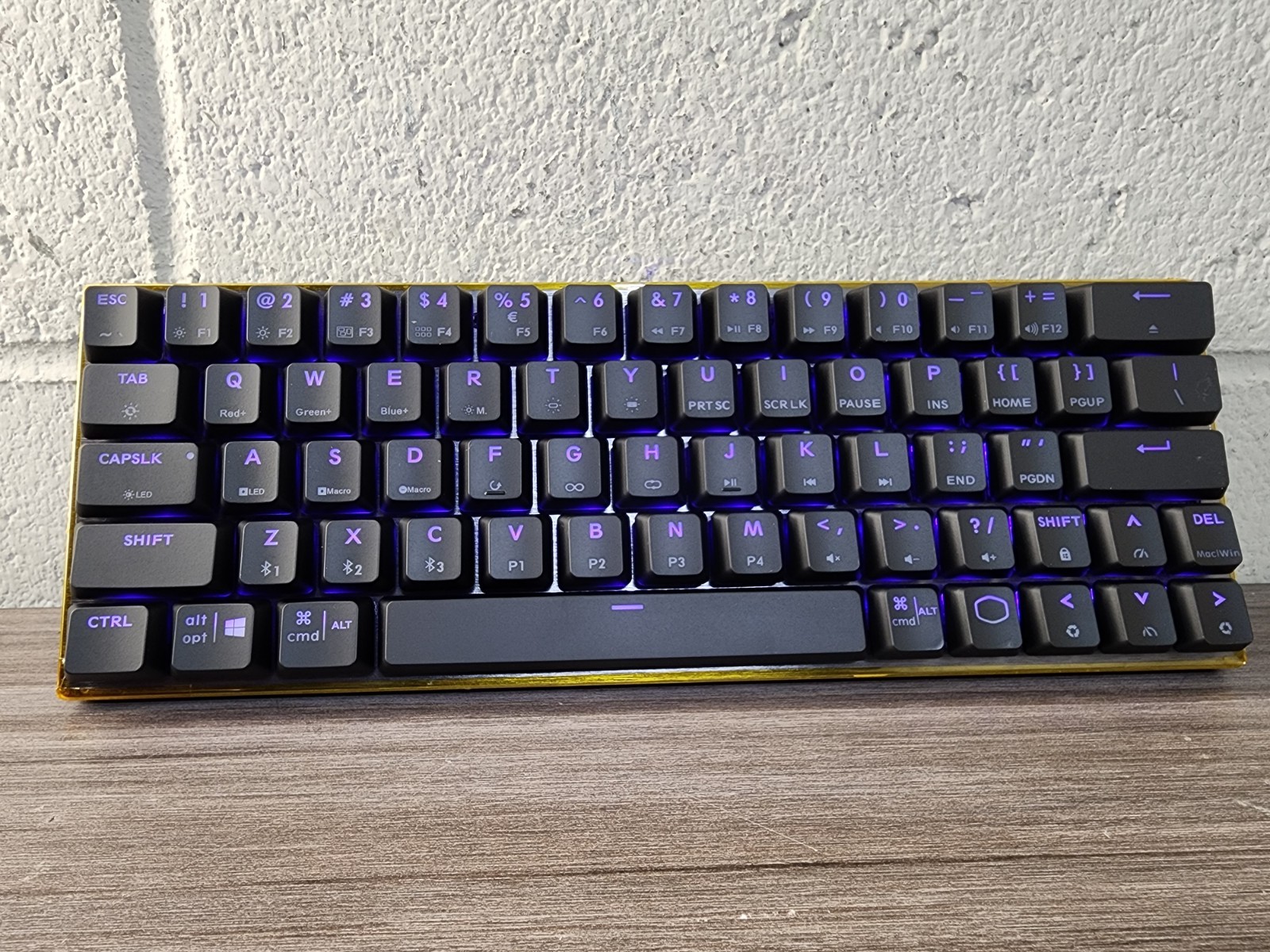 Cooler Master SK622 Wireless 60% Mechanical Keyboard *Blue Switch*