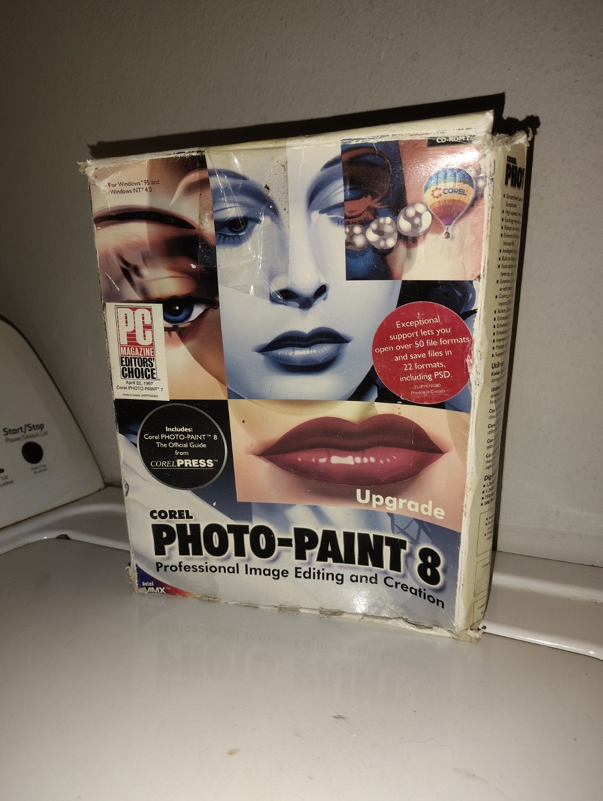1998 Corel Photo-Paint 8 Upgrade Complete