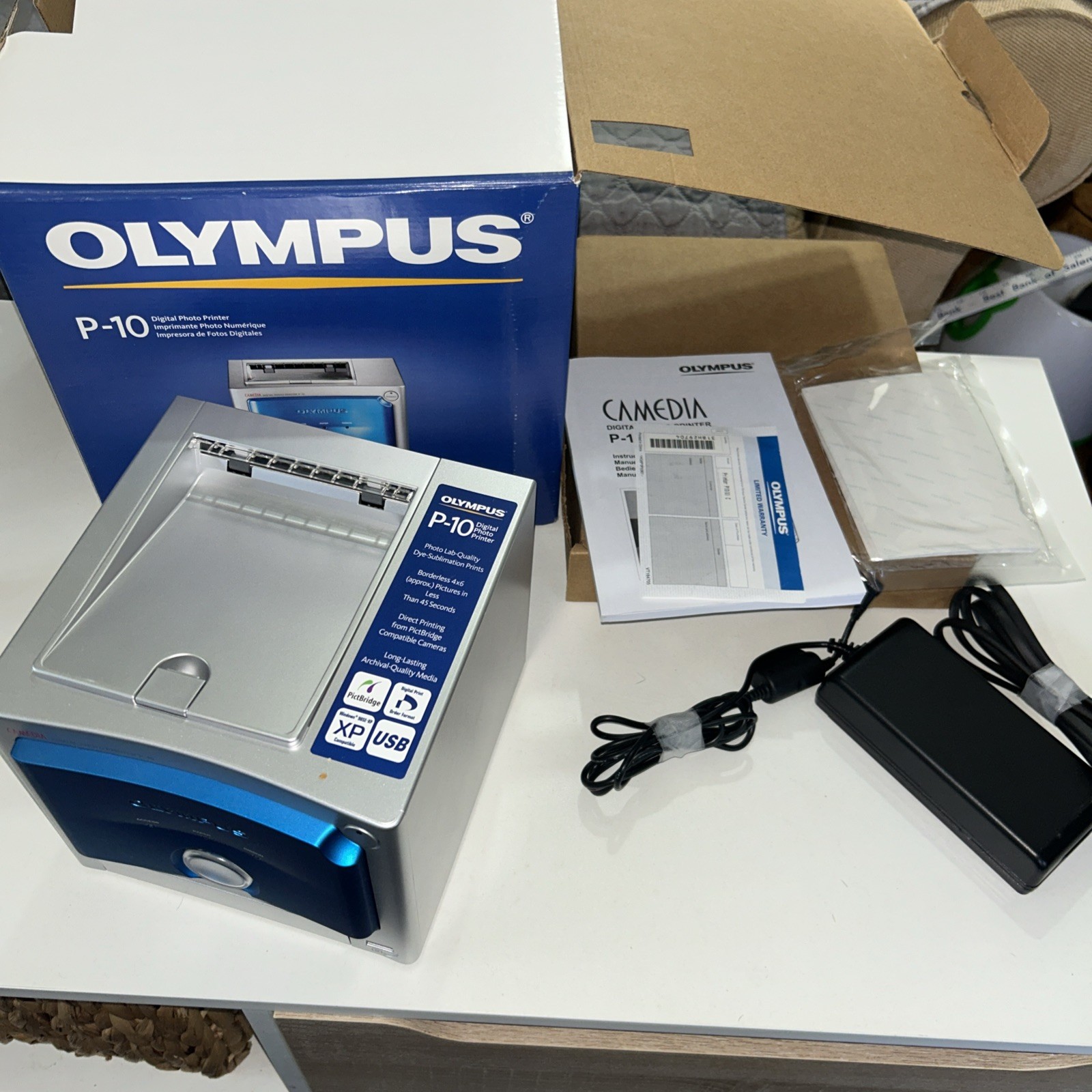 Olympus CAMEDIA P-10 Dye Sub Color Photo Printer, Borderless 4x6, USB/PictBridge