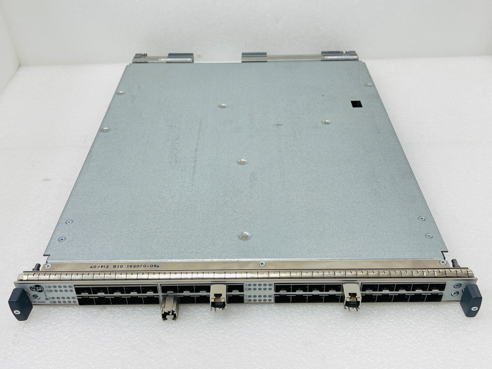 USED - Juniper DPCE-R-40GE-TX 40-Port Module / 