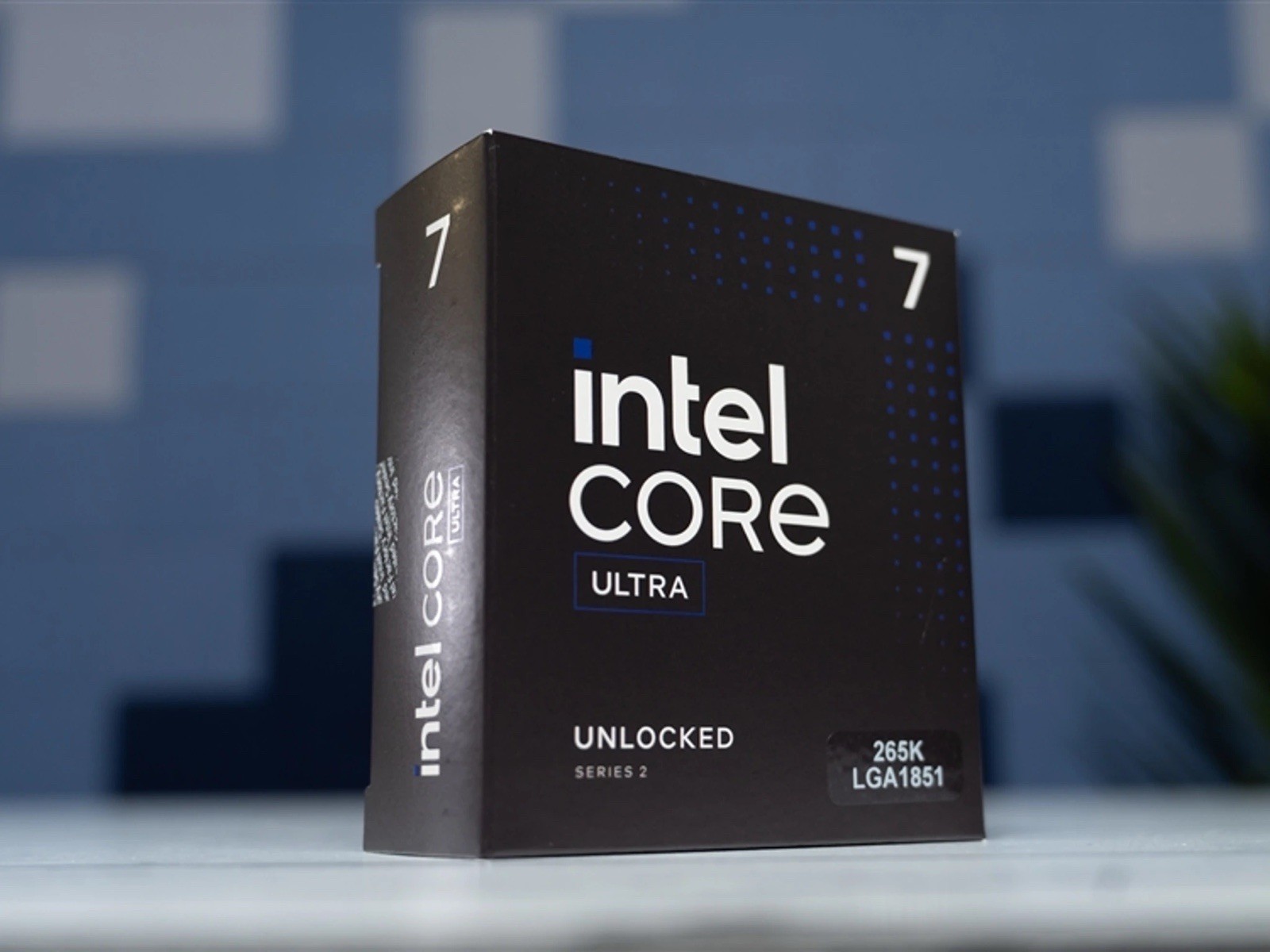 Intel Core Ultra 7 Desktop Processor 265K     ( CPU Socket LGA 1851 )