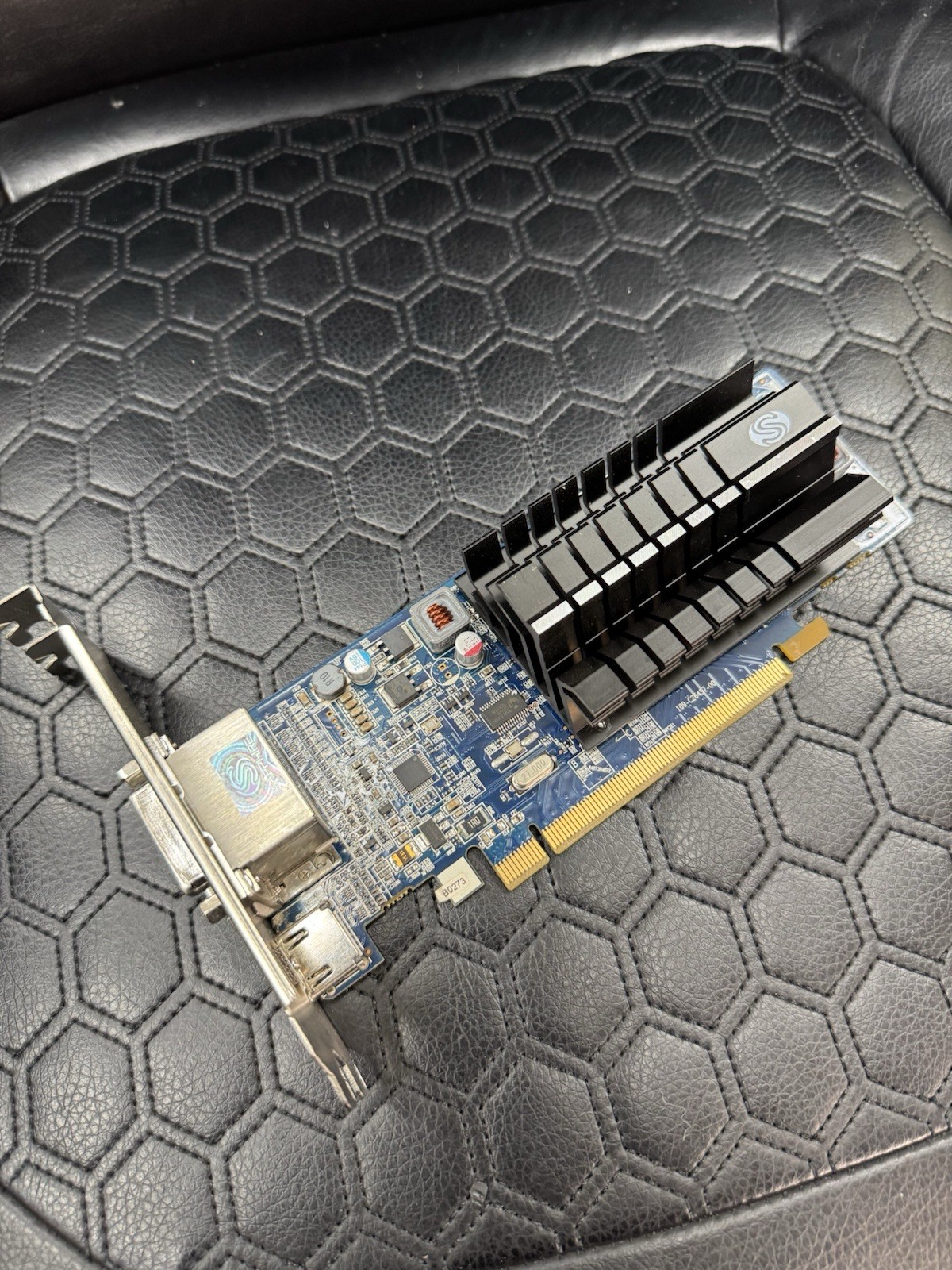 Sapphire Flex AMD Radeon HD6450 1 G DDR3 PCle Graphics Card