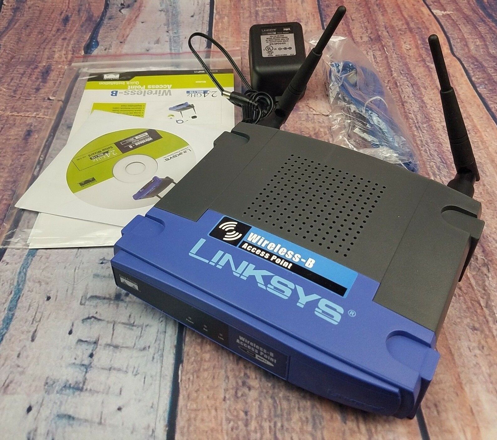 Cisco Linksys WAP11 Wireless B Network Access Point WAP 11Mbps 32 User 2 4GHz