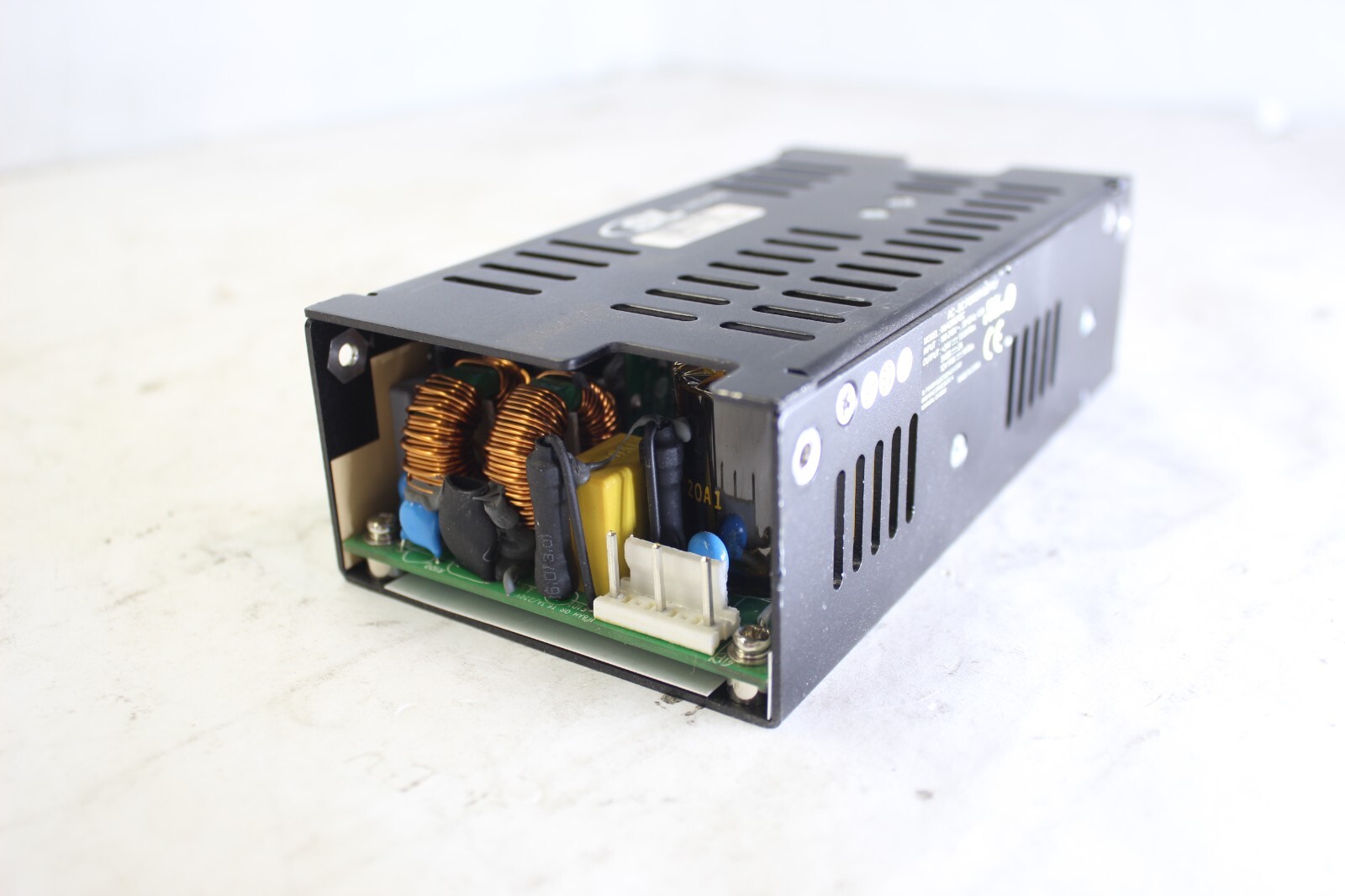 SL POWER Electronics Corp. TU/MU425S MU425S24EC 425W 13A Max power supply