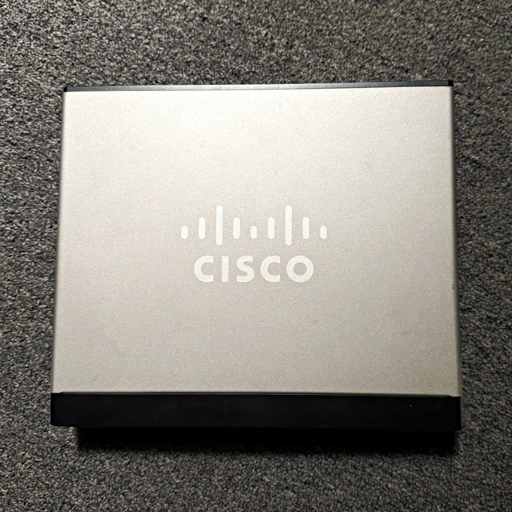 Cisco Small Business RV082 8-Port 10/100 L3 Partially Managed VPN Router