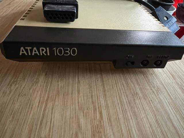 Atari 1030 Modem With 13-Pin S10 I/O Data Cable. Untested
