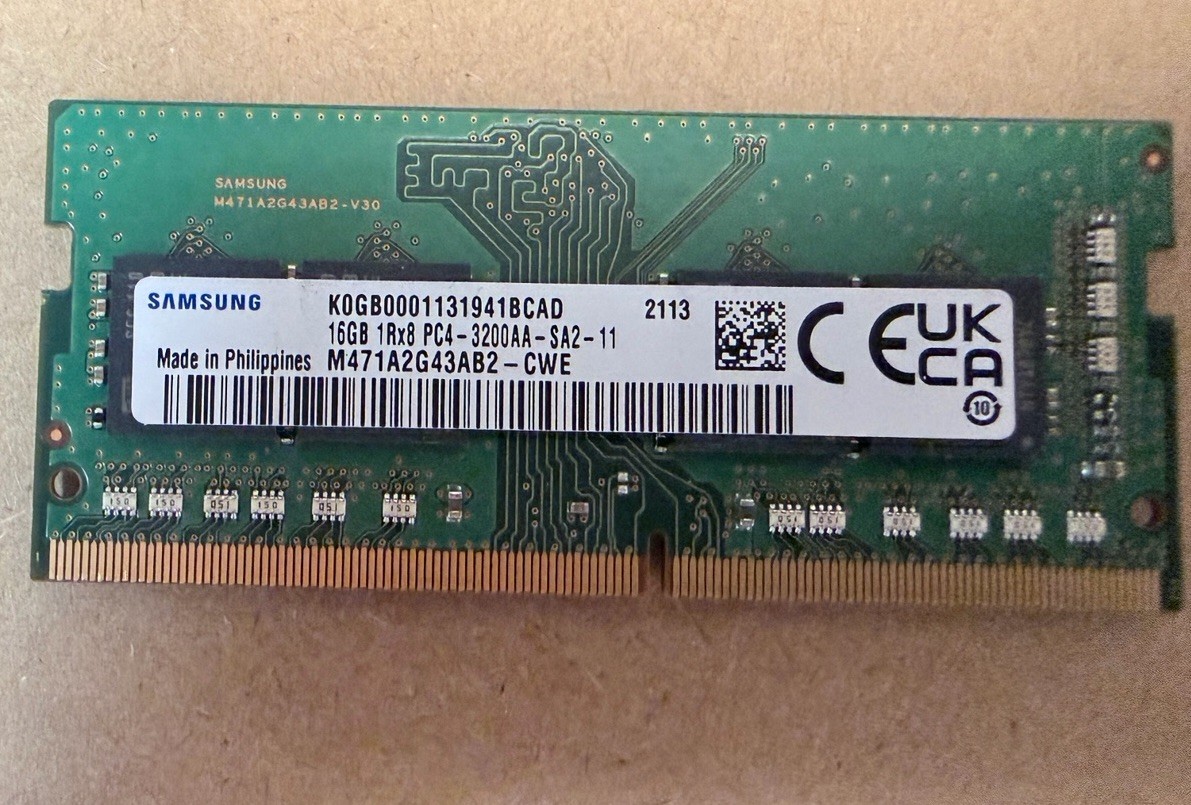 Samsung 16GB DDR4-3200 PC4-3200AA SODIMM Laptop RAM M471A2G43AB2-CWE Tested