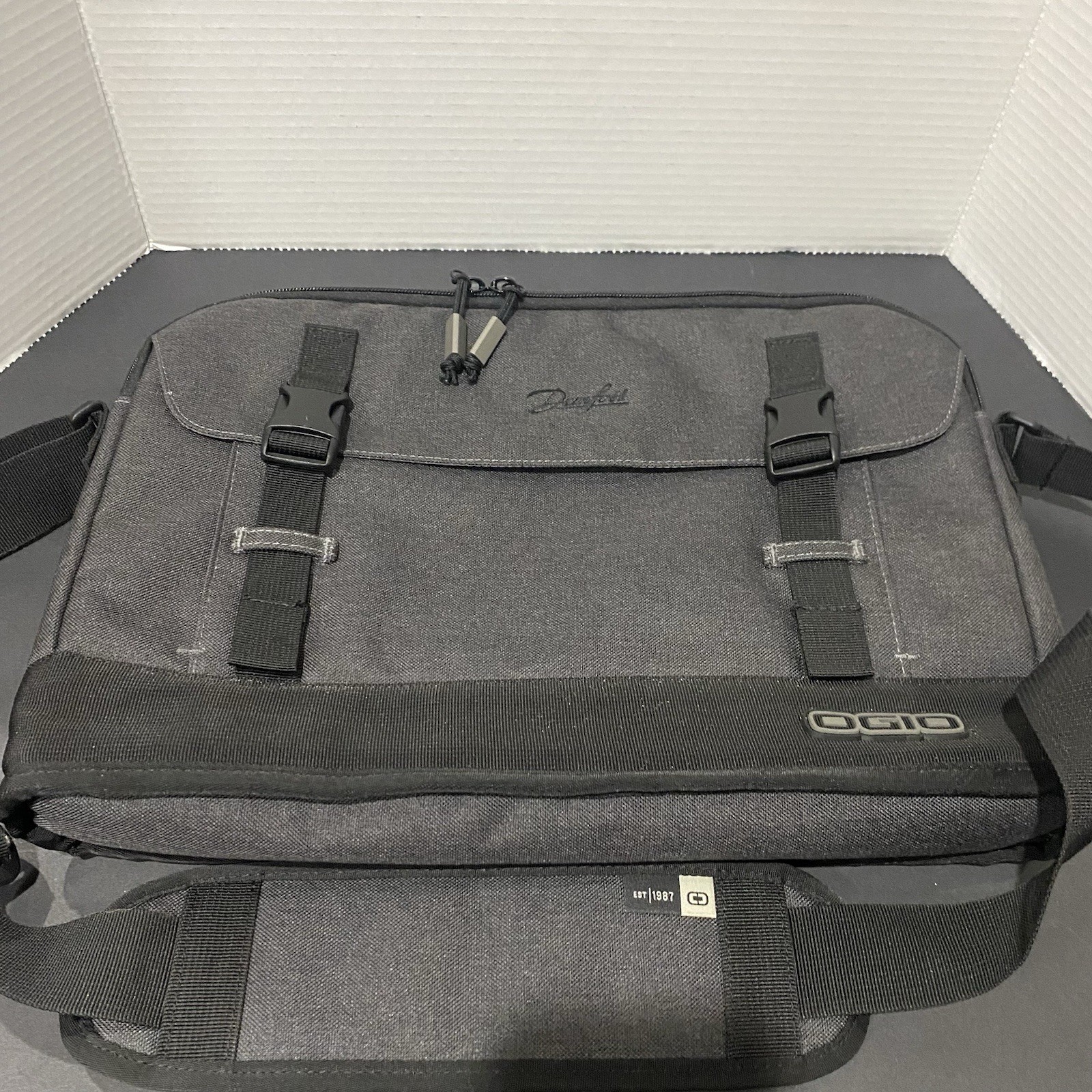 OGIO Apex 15 Slim Case Messenger bag heather gray