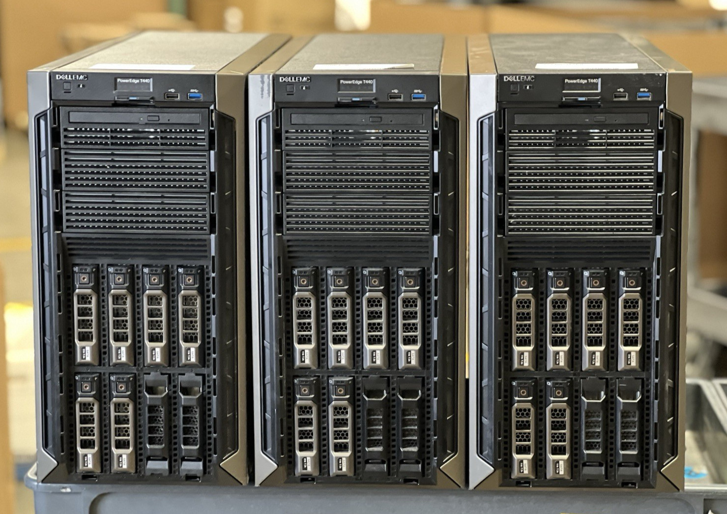 Dell PowerEdge T440 Server, Xeon(R) Silver 4110, @ 2.10GHz, 32GB RAM-No HDD/AC