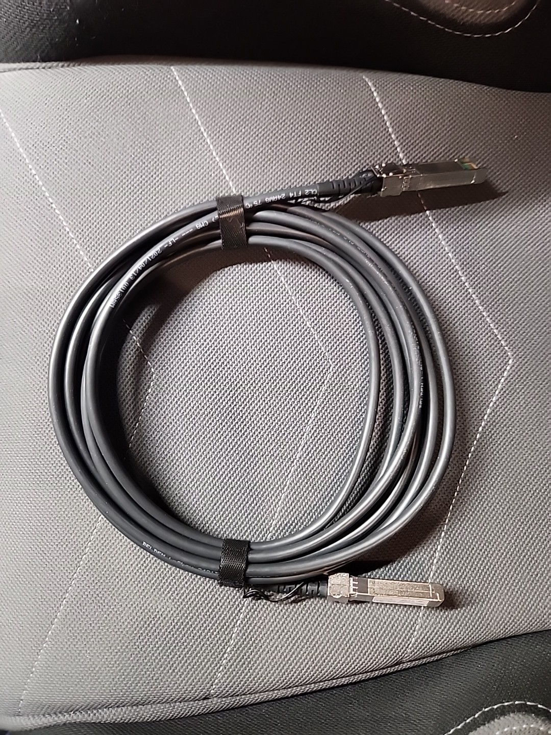 STARTECH.COM SFPCMM5M 5M 10GBASE-CU SFP+ Direct Attach Cable Twinax 10GbE Copper