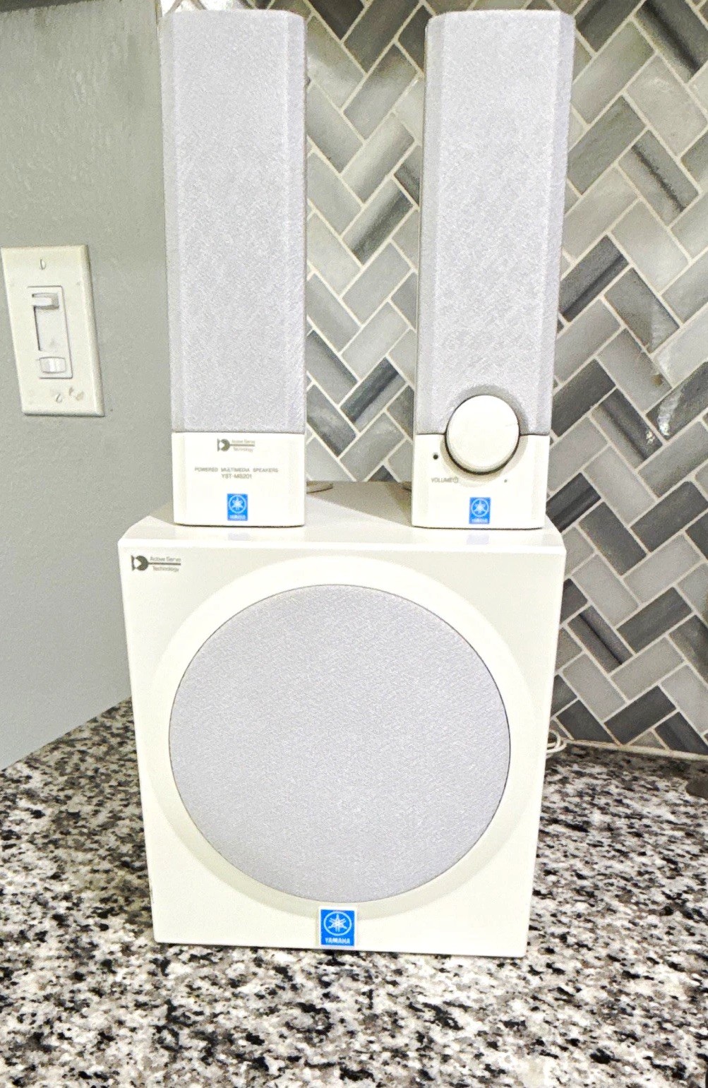 Yamaha YST-MS201 2.1 Channel Wired Speaker System 3.5mm Jack White