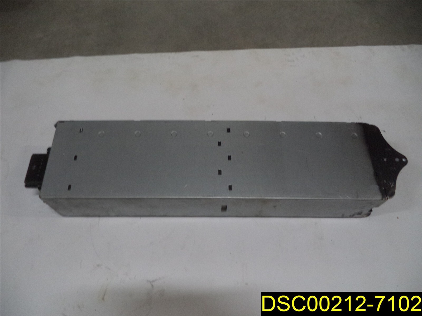 Used: APC SYBTU1-PLP Battery Unit Module for UPS Systems with used batteries