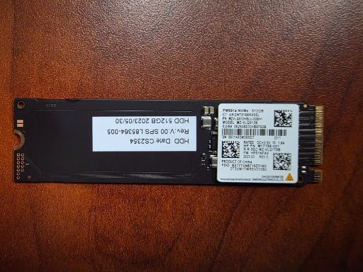 Samsung PM991a 512GB M.2 NVMe SSD (MZVLQ512HBLU) - Tested / 85%