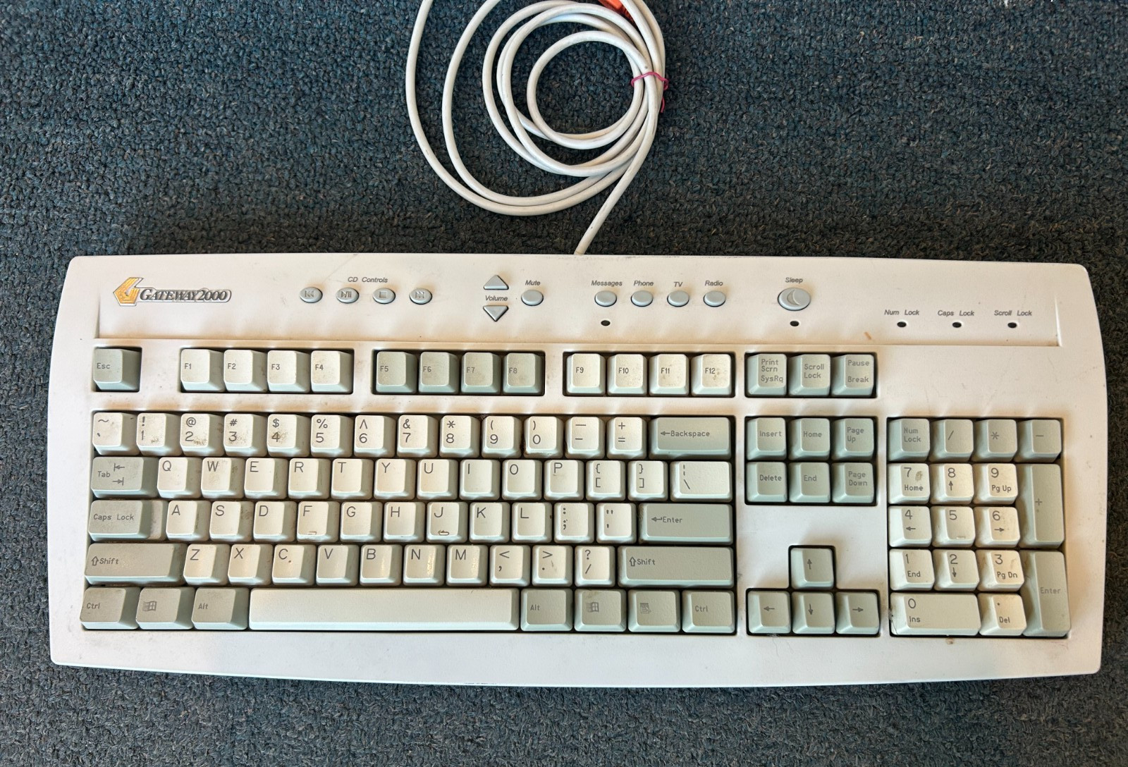 Gateway 2000 E06150US011-C Vintage Keyboard Tested Working PS/2
