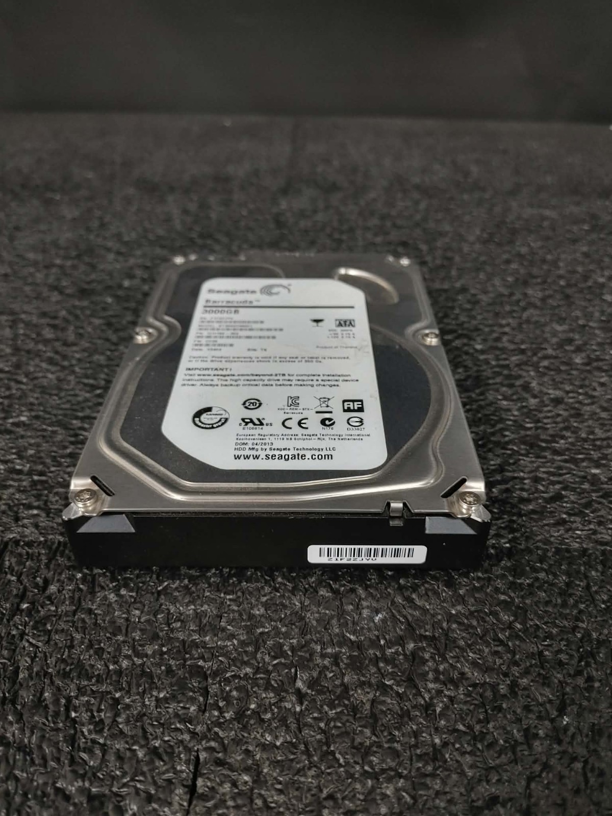 Seagate 1CH166-302 ST3000DM001 3TB 7.2K RPM 64MB Cache 6Gbps SATA 3.5" HDD