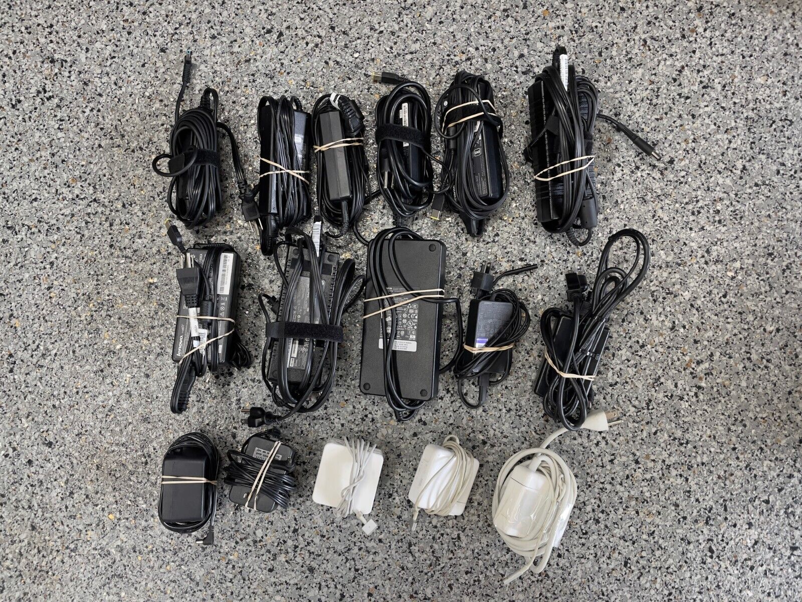 LOT OF 14+ Laptop AC Power Adapter Chargers  Mixed Model