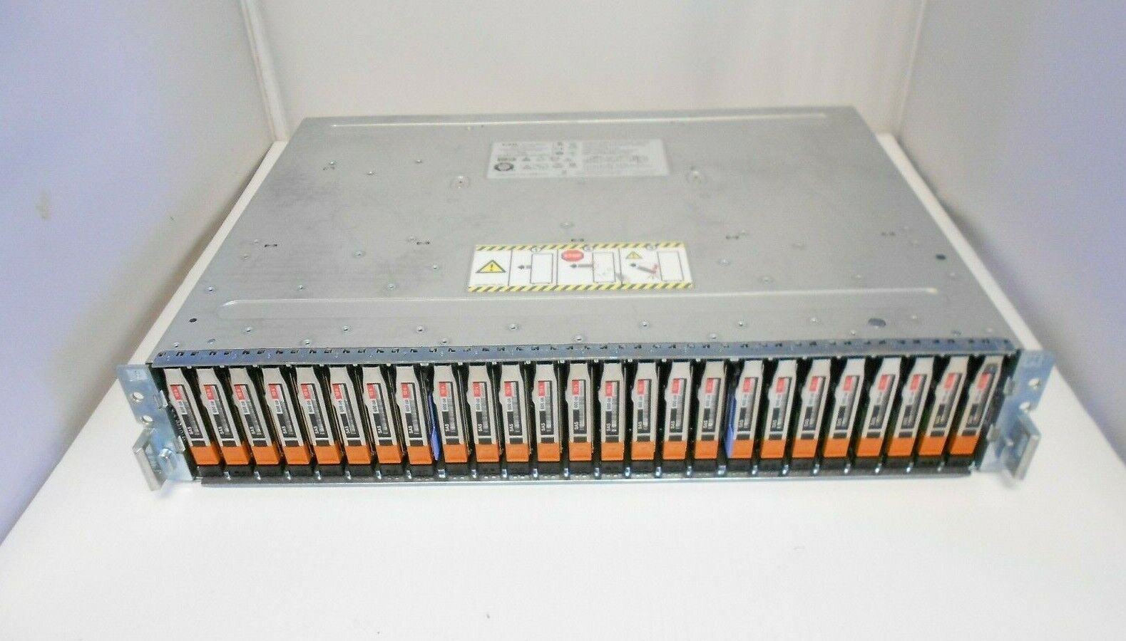 EMC 25x 1.2TB 10K Server Hard Drive Array Storage Expansion JBOD Chia Dell HP
