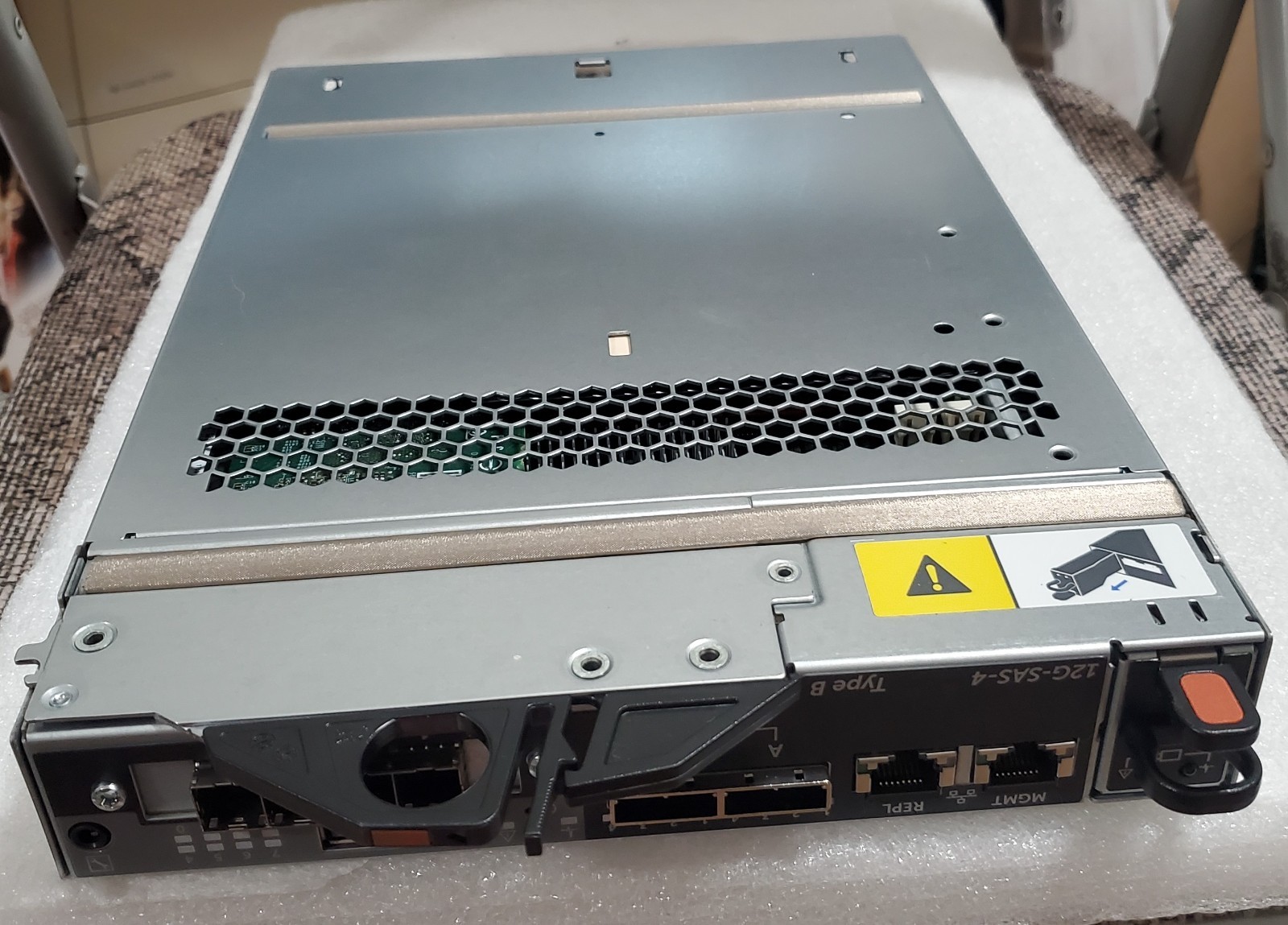 Dell E15M 12G-SAS-4 Type B Channel Storage Controller E15M001 Module 04WTPR