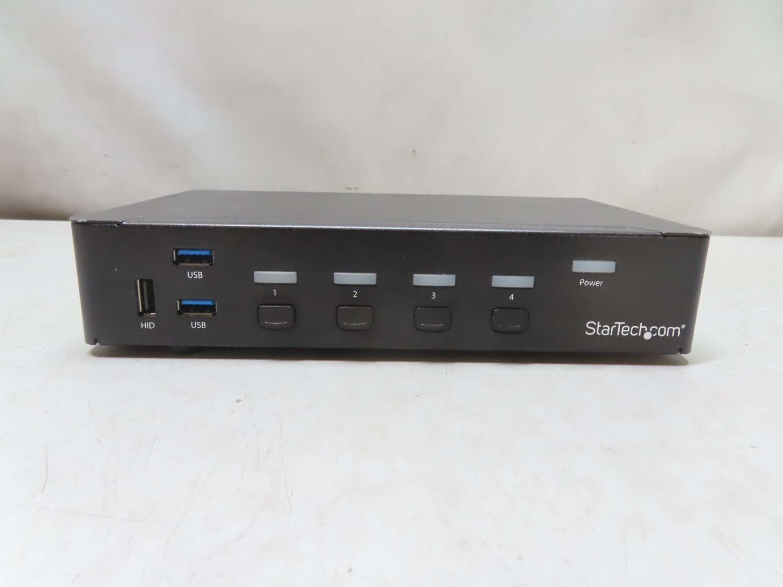 StarTech.com SV431DPU3A2 4-Port KVM Switch with power adapter
