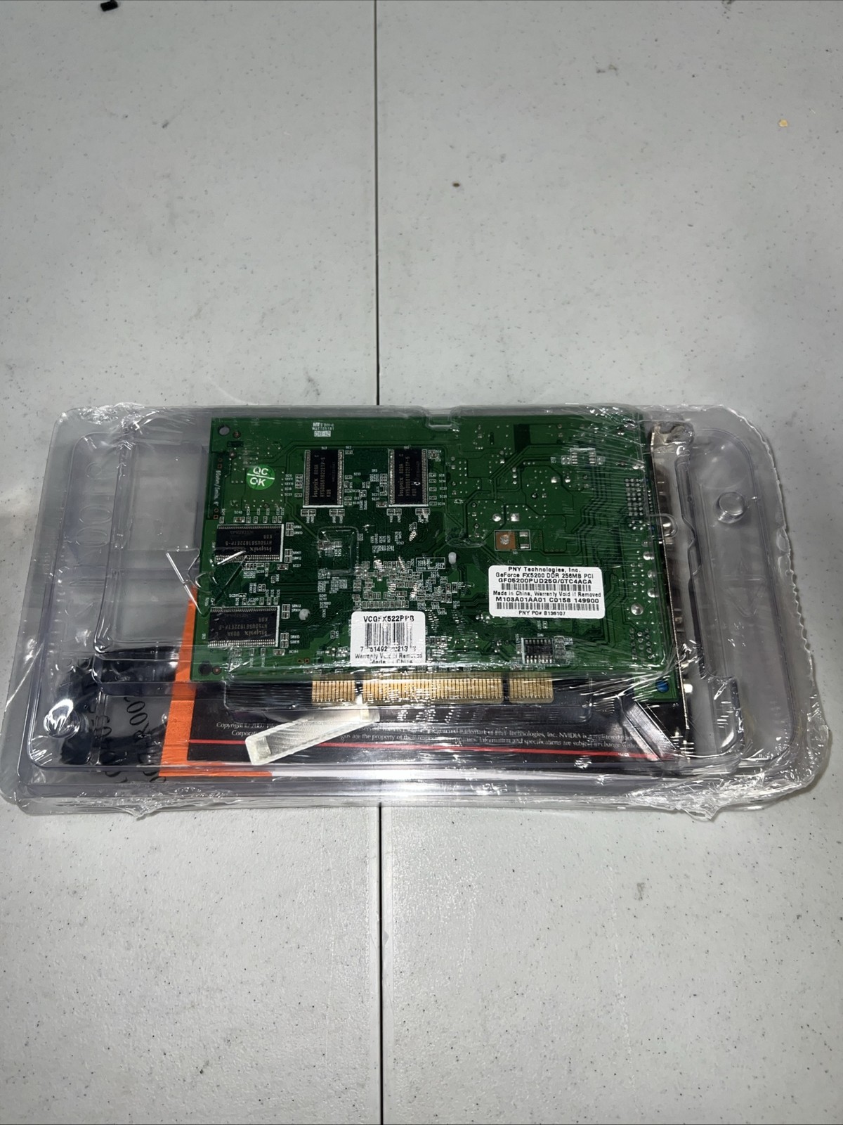PNY GeForce FX 5200 256MB DDR PCI Video Graphics Card VCGFX522PPB NEW SEALED