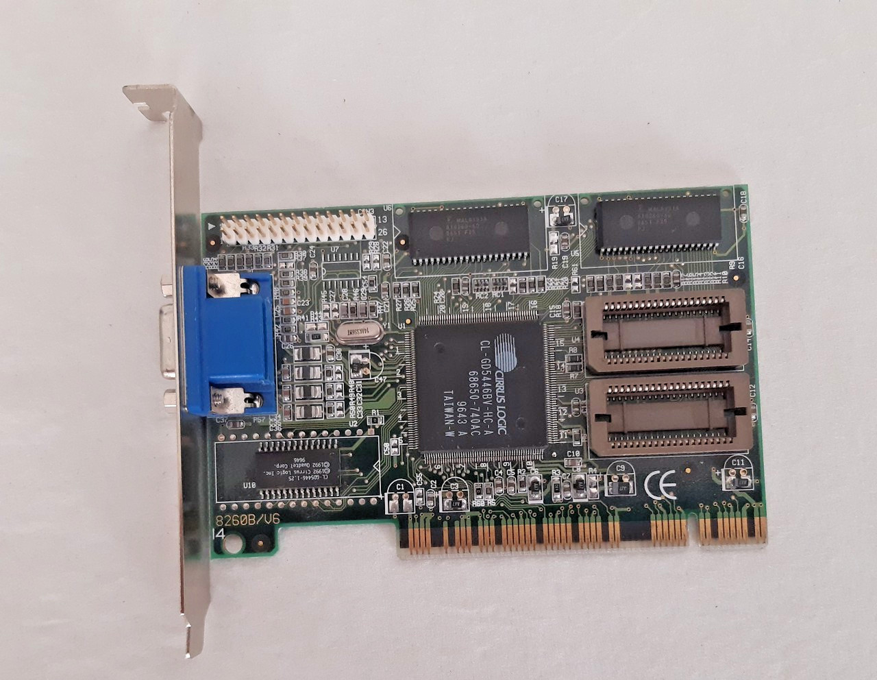 CIRRUS LOGIC PCI VGA VIDEO CARD,1-MB MEMORY, FEATURE CONNECTOR. NOS,USA SHIPPING
