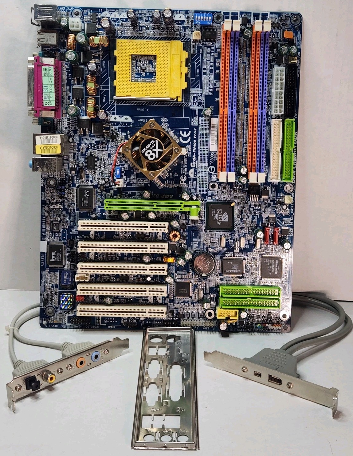 *Rare* GIGABYTE GA-7N400 Pro2 - nForce2 AMD Socket A Motherboard w/ I/O & More