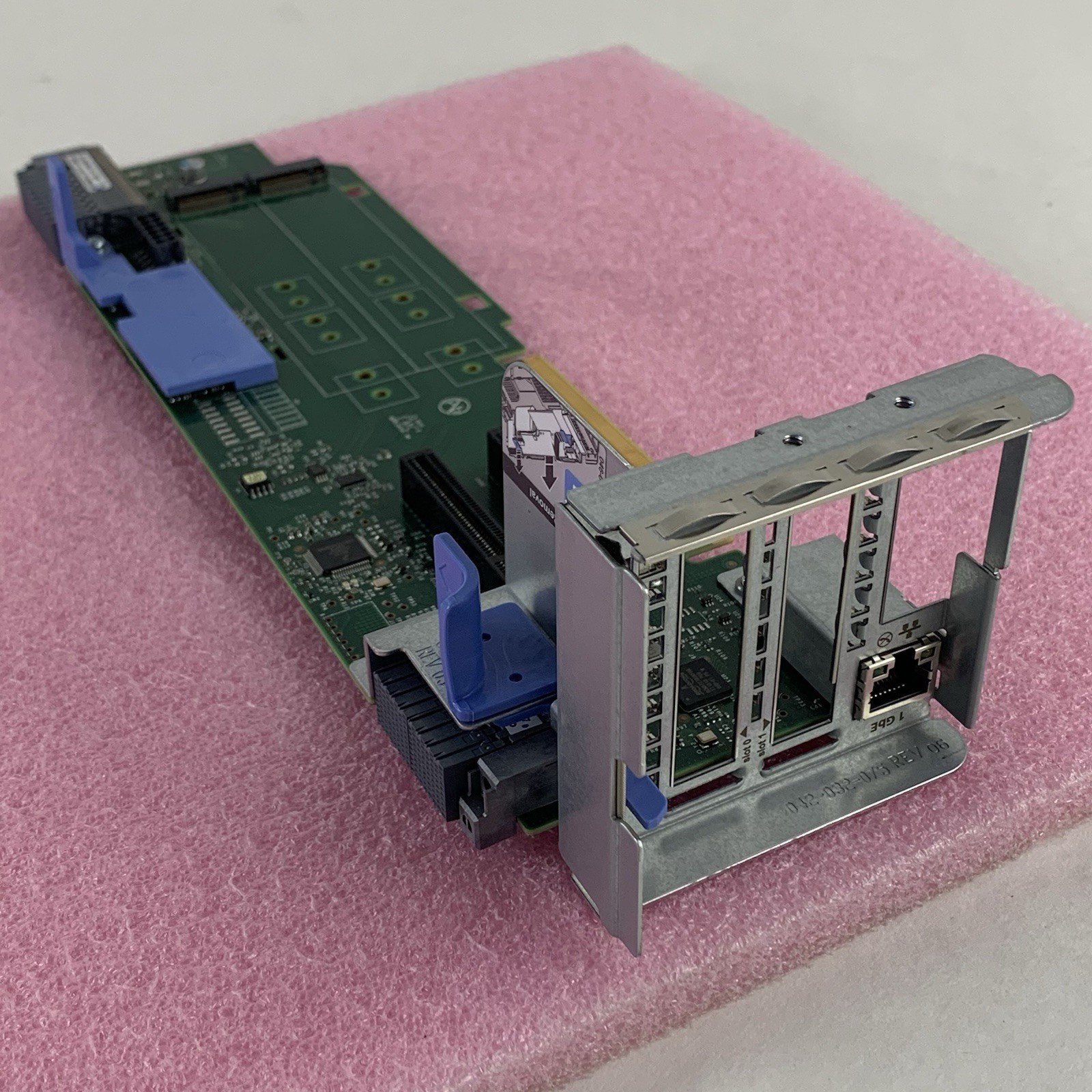 Dell EMC Isilion Riser Card 303-337-000D-01 No Batt