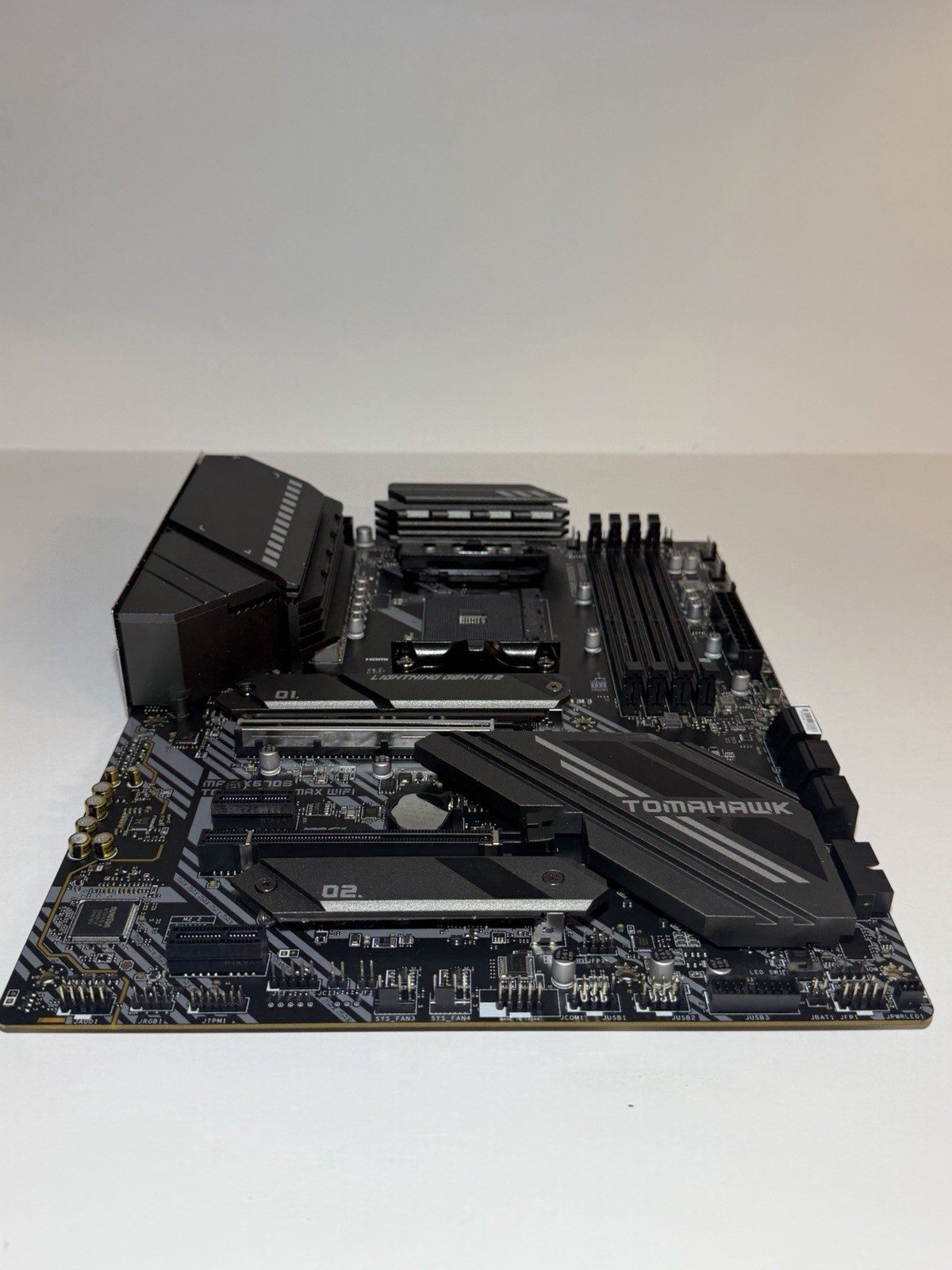MSI MAG X570S TOMAHAWK MAX WIFI AM4 ATX AMD Motherboard