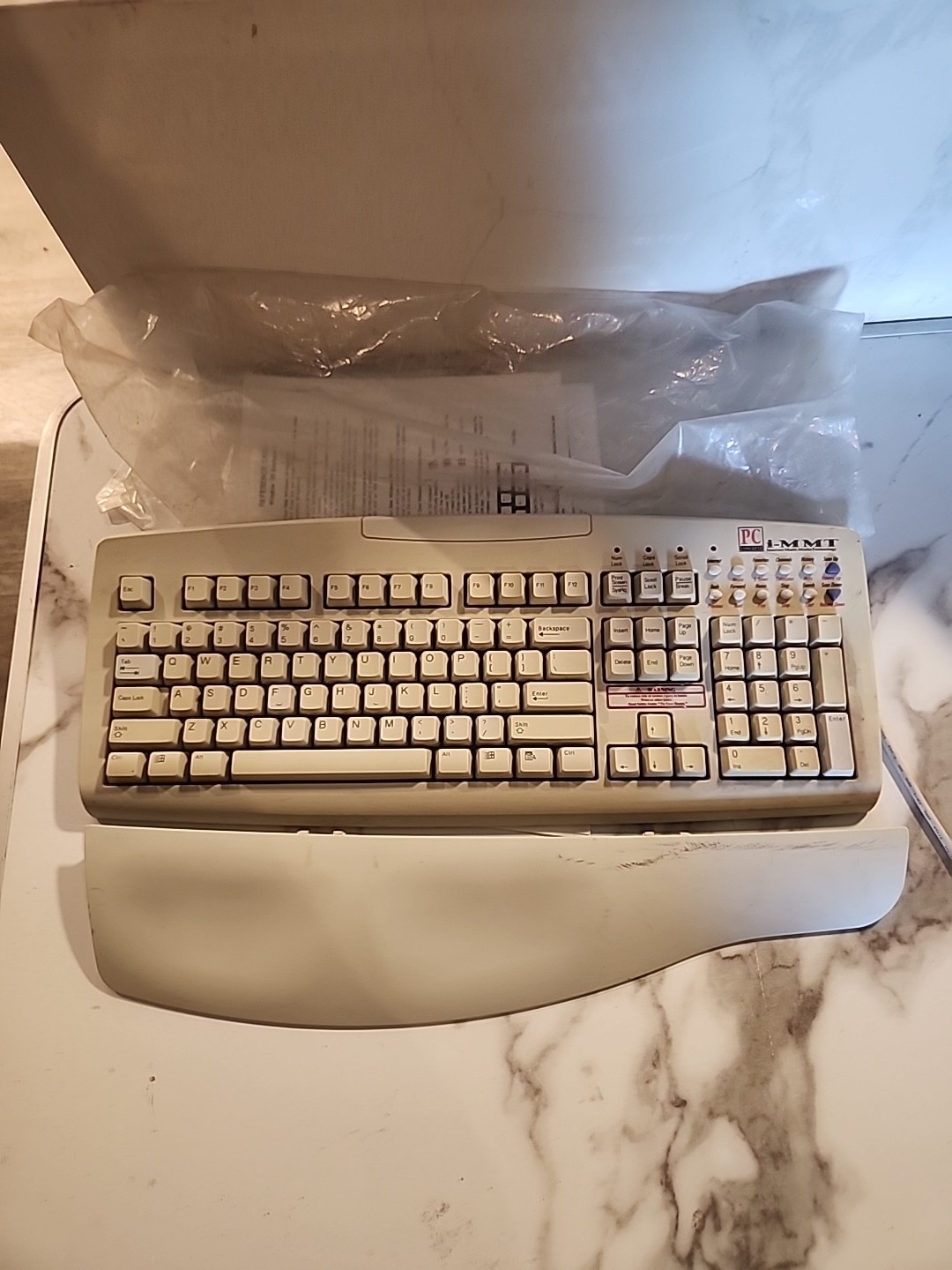 PC Concepts Vintage Windows 95 104 Key Keyboard Hot Keys Model: SK-1300