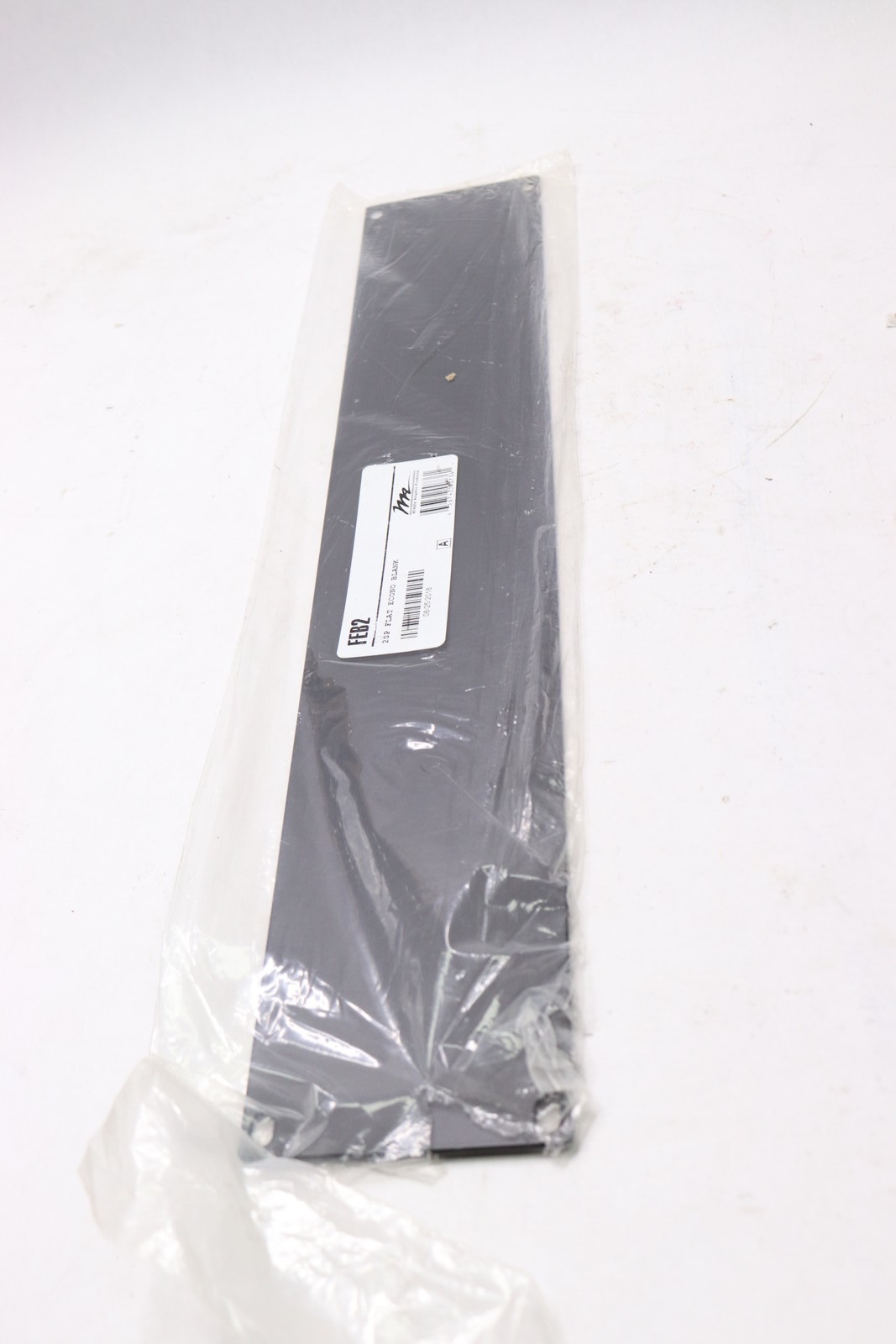Middle Atlantic 2SP Flat Econo Black FEB2 
