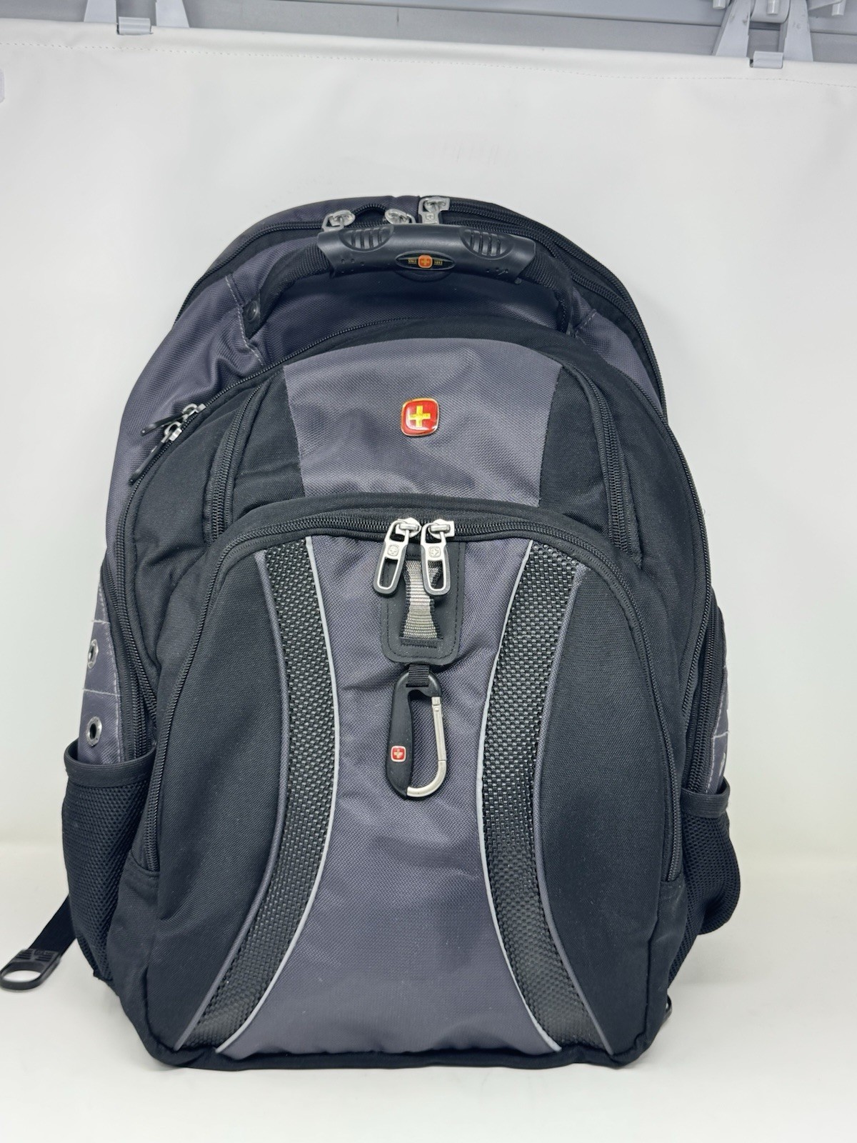 SWISSGEAR 1900 ScanSmart 17” Laptop Backpack Black Gray TSA Travel Bag