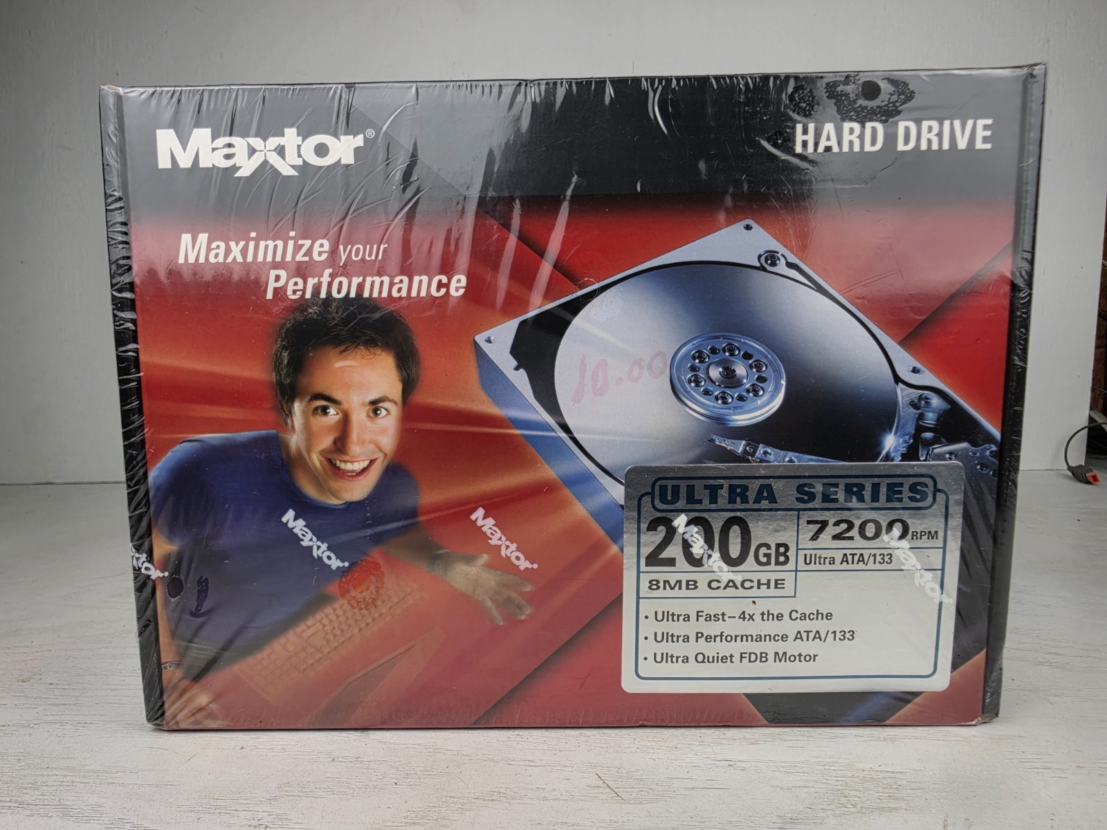 Maxtor Ultra Series 200GB 7200 RPM Ultra ATA/133 8MB Cache 3.5" Hard Drive New